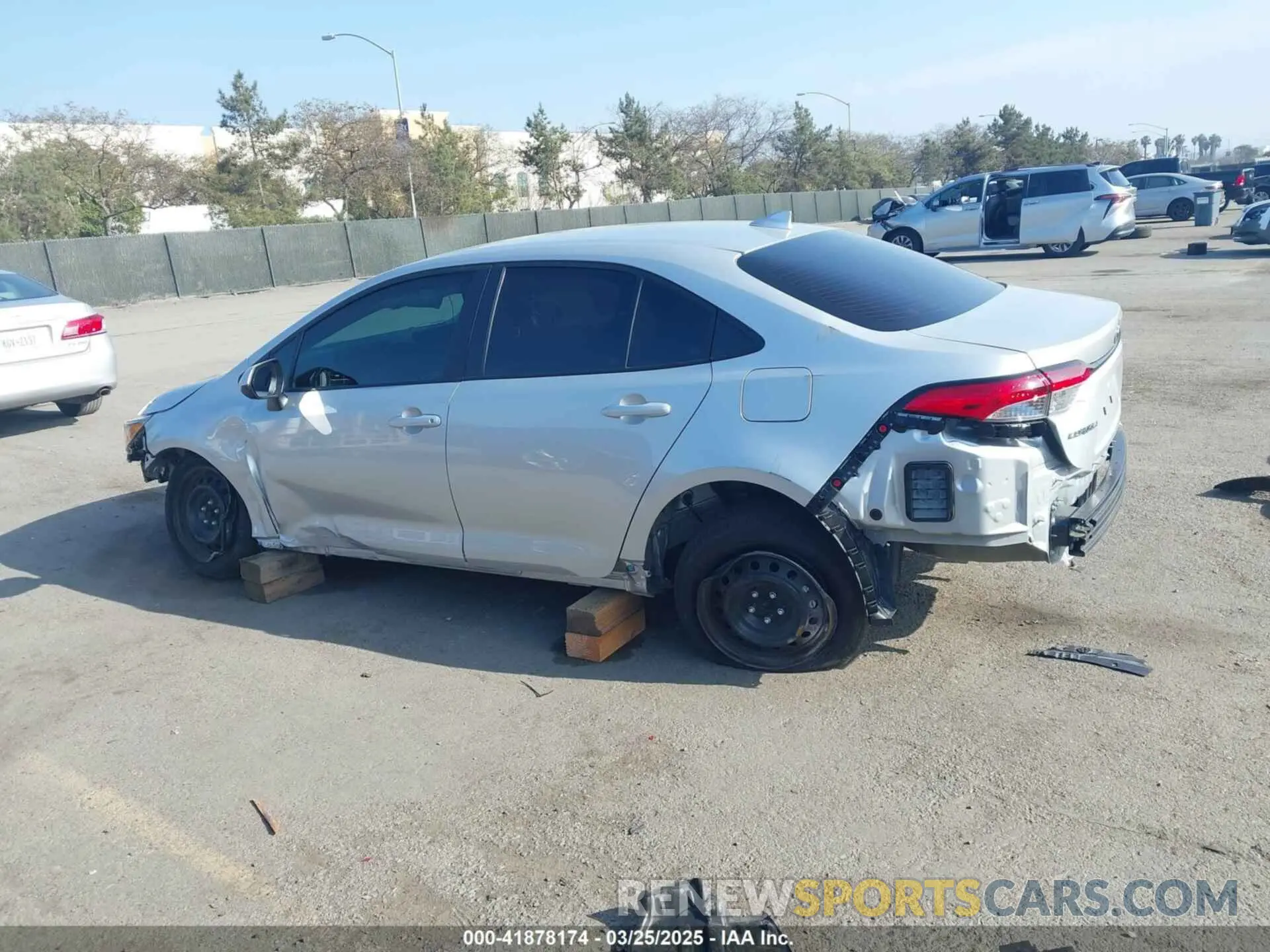 15 Фотография поврежденного автомобиля 5YFB4MDE9RP199000 TOYOTA COROLLA 2024