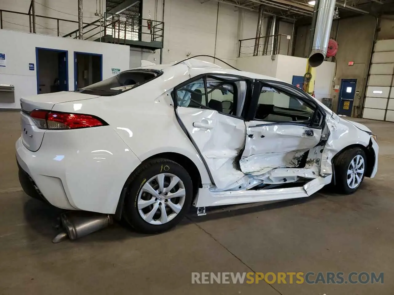 3 Photograph of a damaged car 5YFB4MDE9RP214868 TOYOTA COROLLA 2024