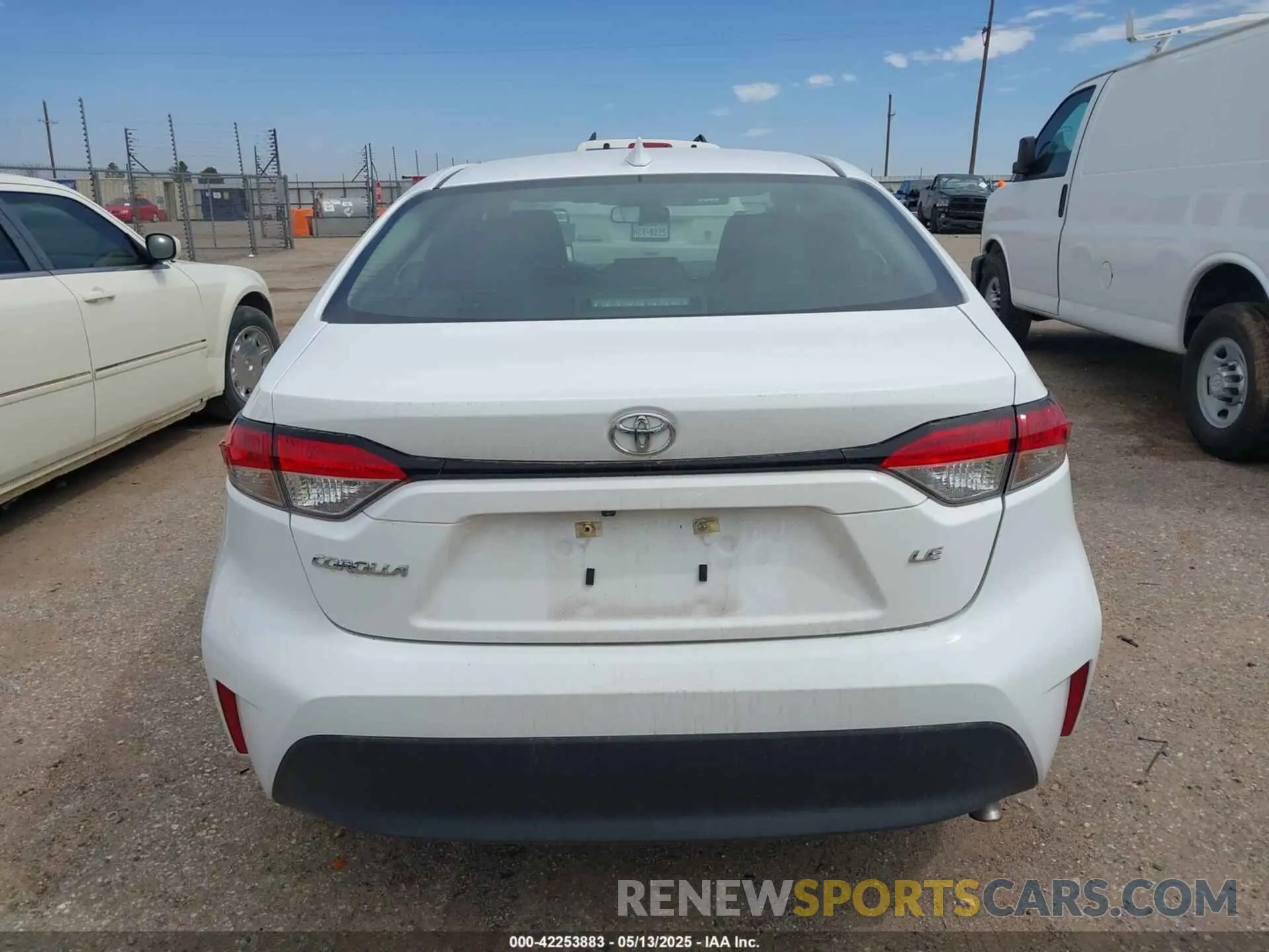 16 Photograph of a damaged car 5YFB4MDEXRP122412 TOYOTA COROLLA 2024