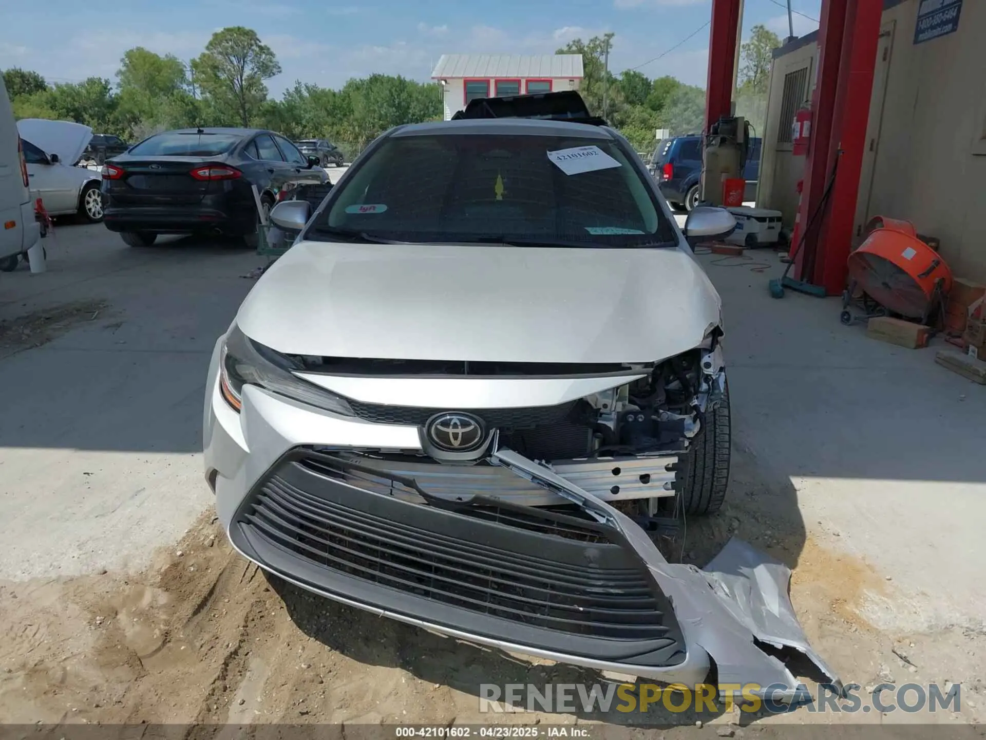 12 Фотография поврежденного автомобиля 5YFB4MDEXRP135256 TOYOTA COROLLA 2024