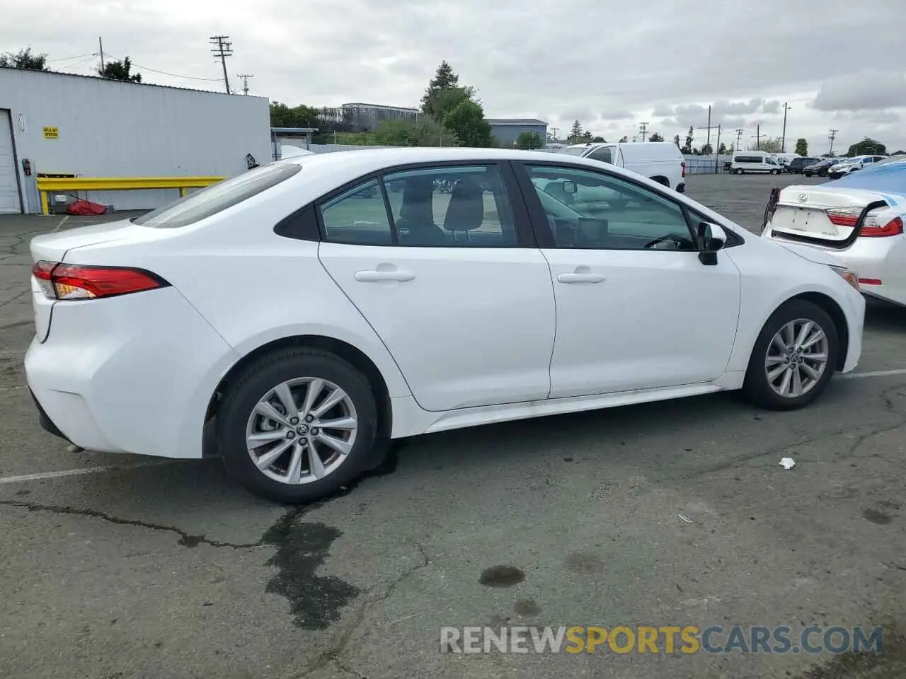 3 Photograph of a damaged car 5YFB4MDEXRP179743 TOYOTA COROLLA 2024
