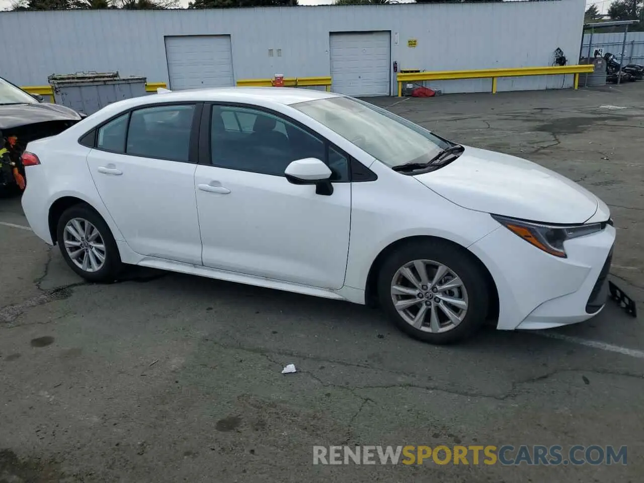 4 Photograph of a damaged car 5YFB4MDEXRP179743 TOYOTA COROLLA 2024