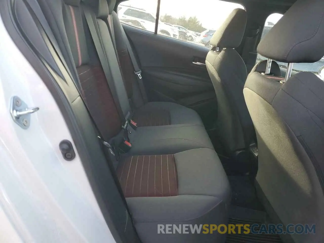 10 Фотография поврежденного автомобиля 5YFP4MCE6RP201051 TOYOTA COROLLA 2024
