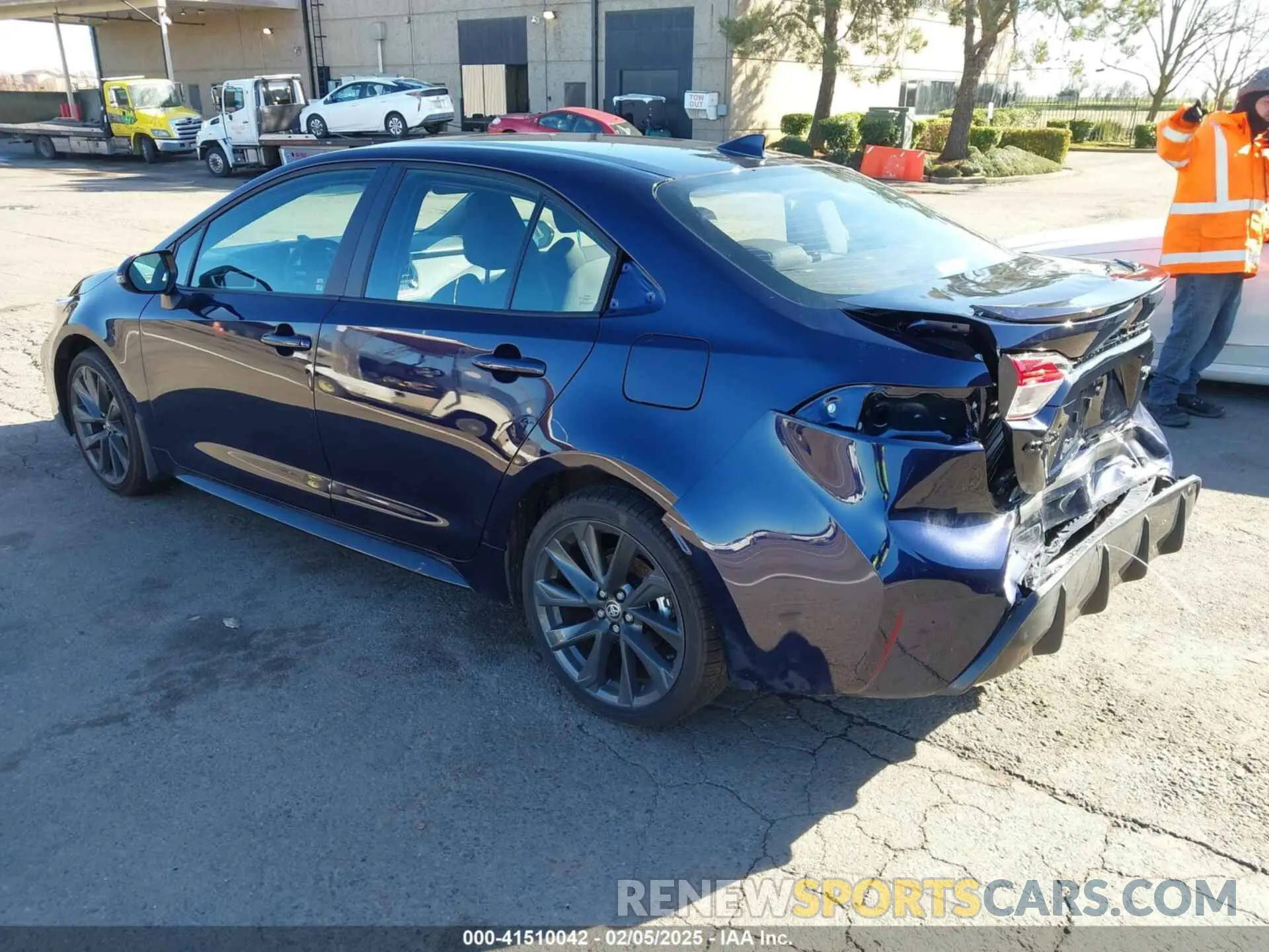 3 Фотография поврежденного автомобиля 5YFS4MCE0RP201833 TOYOTA COROLLA 2024