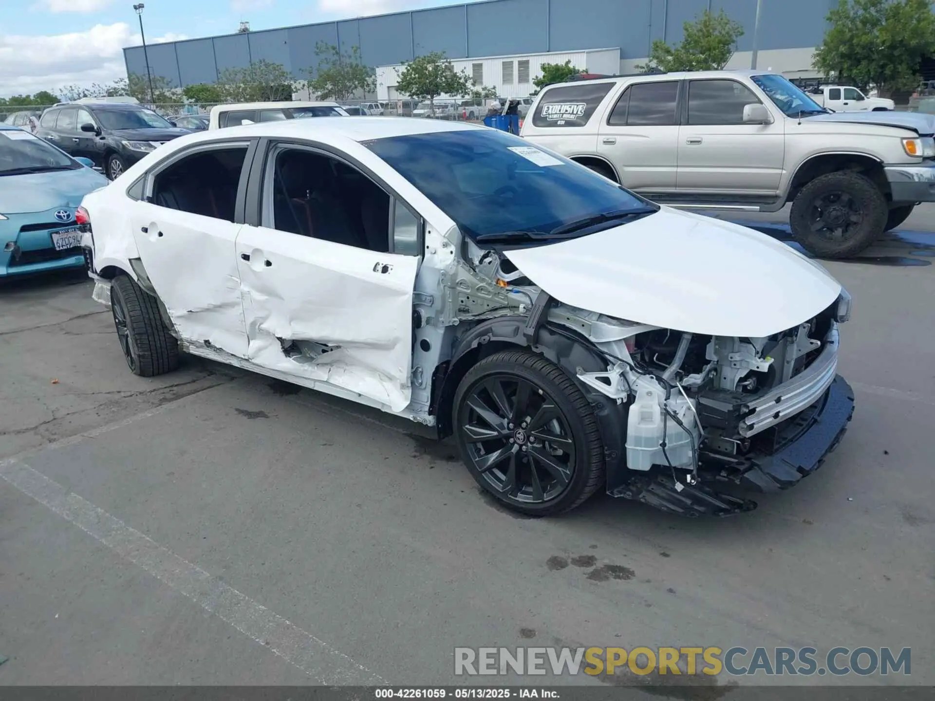 1 Photograph of a damaged car 5YFS4MCE0RP203680 TOYOTA COROLLA 2024