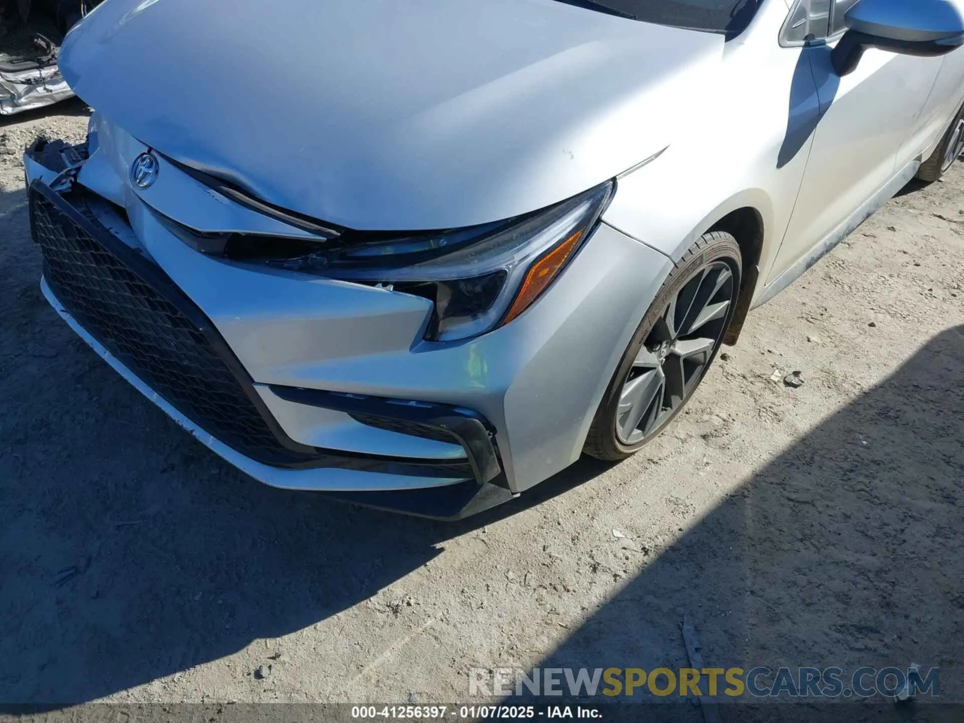 6 Photograph of a damaged car 5YFS4MCE0RP205302 TOYOTA COROLLA 2024