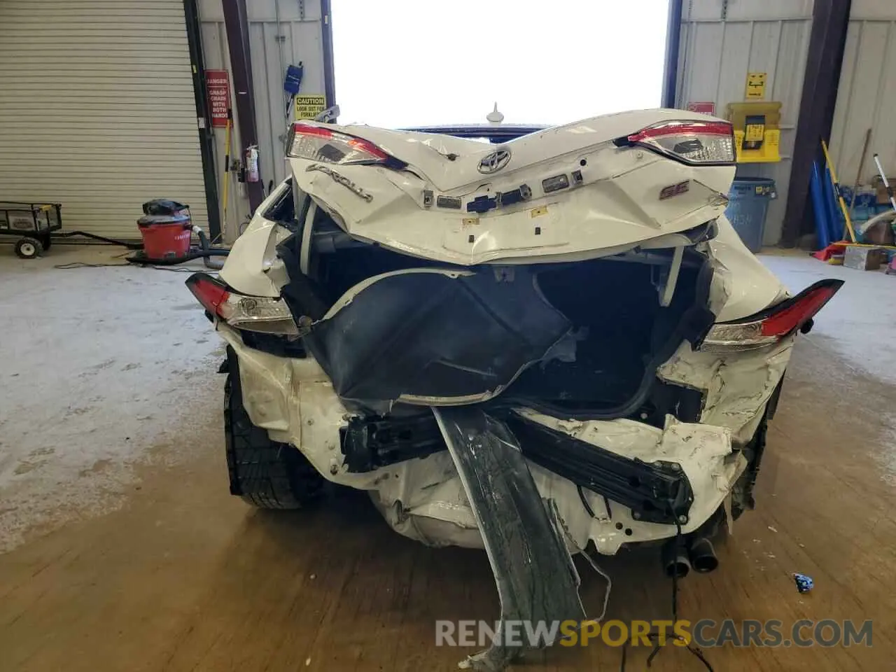 6 Photograph of a damaged car 5YFS4MCE1RP174688 TOYOTA COROLLA 2024