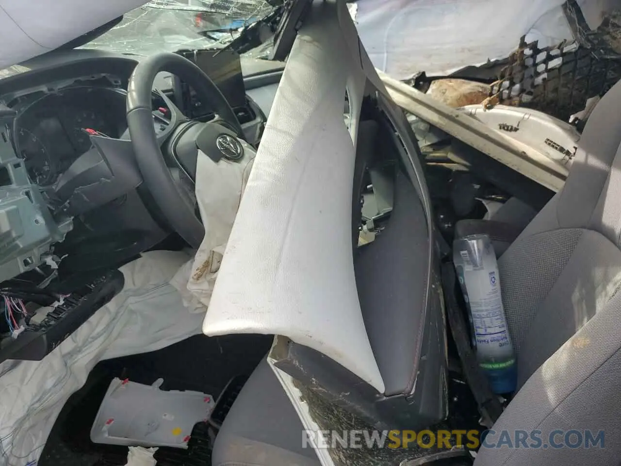 7 Photograph of a damaged car 5YFS4MCE1RP206281 TOYOTA COROLLA 2024
