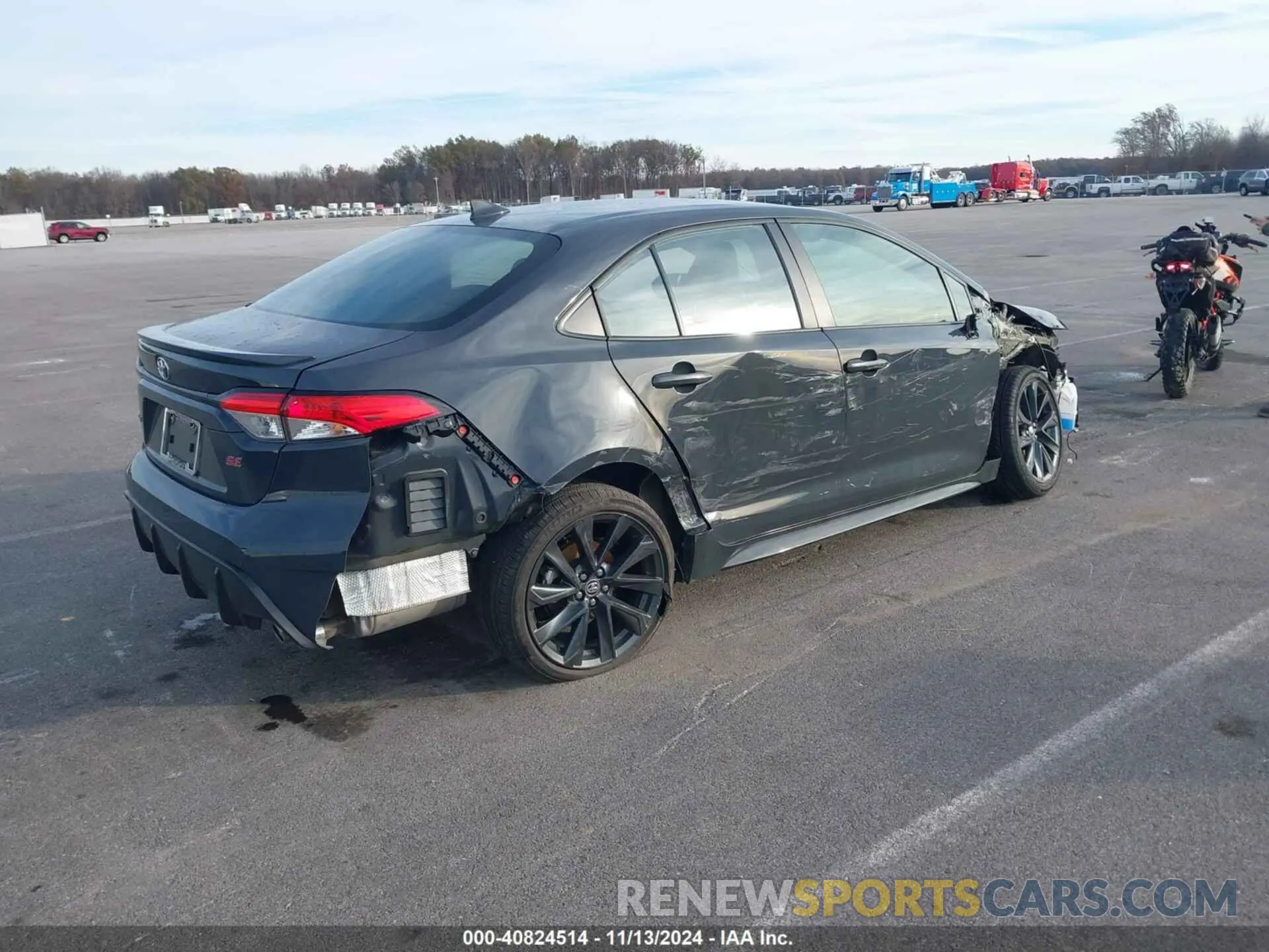 4 Photograph of a damaged car 5YFS4MCE2RP186266 TOYOTA COROLLA 2024