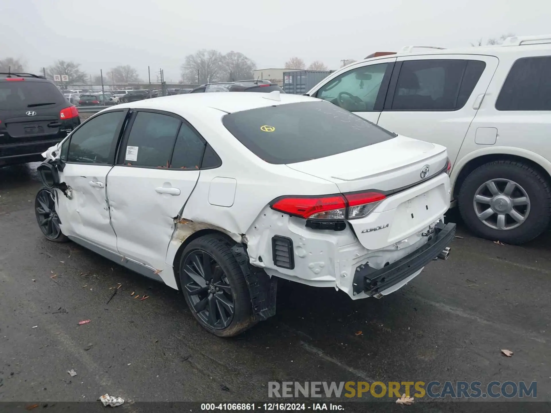 3 Фотография поврежденного автомобиля 5YFS4MCE3RP198944 TOYOTA COROLLA 2024