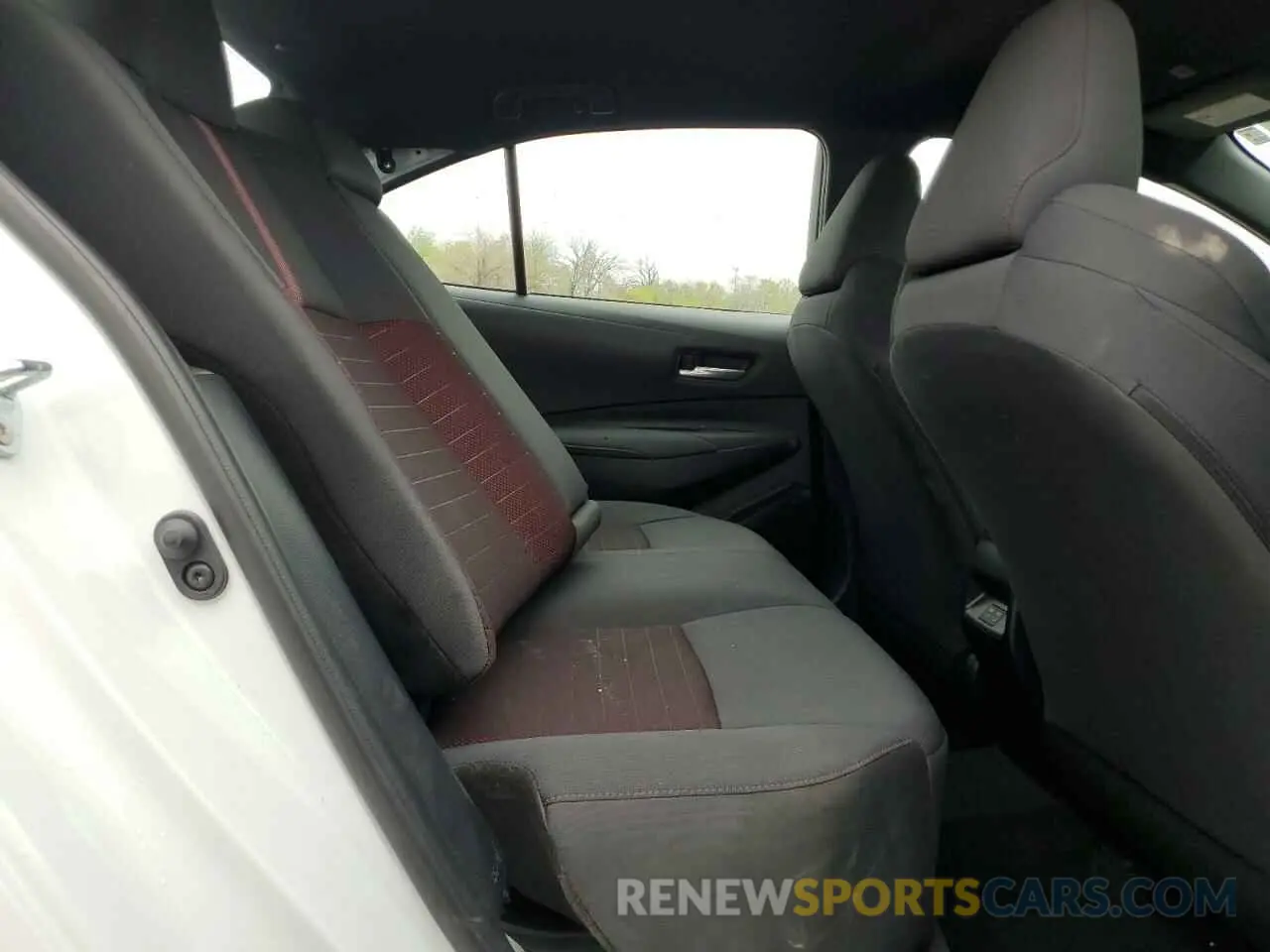 10 Фотография поврежденного автомобиля 5YFS4MCE4RP171333 TOYOTA COROLLA 2024