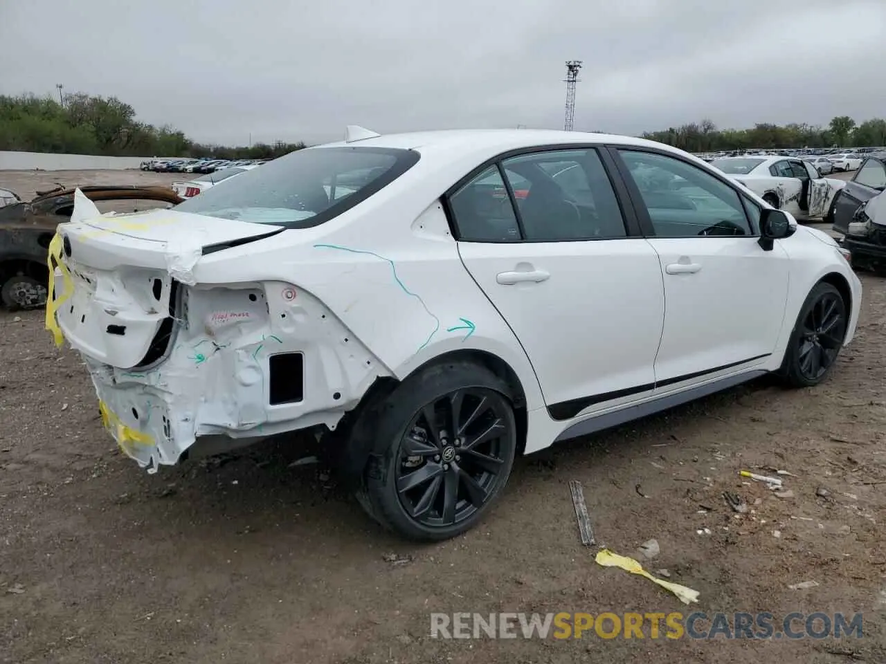 3 Фотография поврежденного автомобиля 5YFS4MCE4RP171333 TOYOTA COROLLA 2024