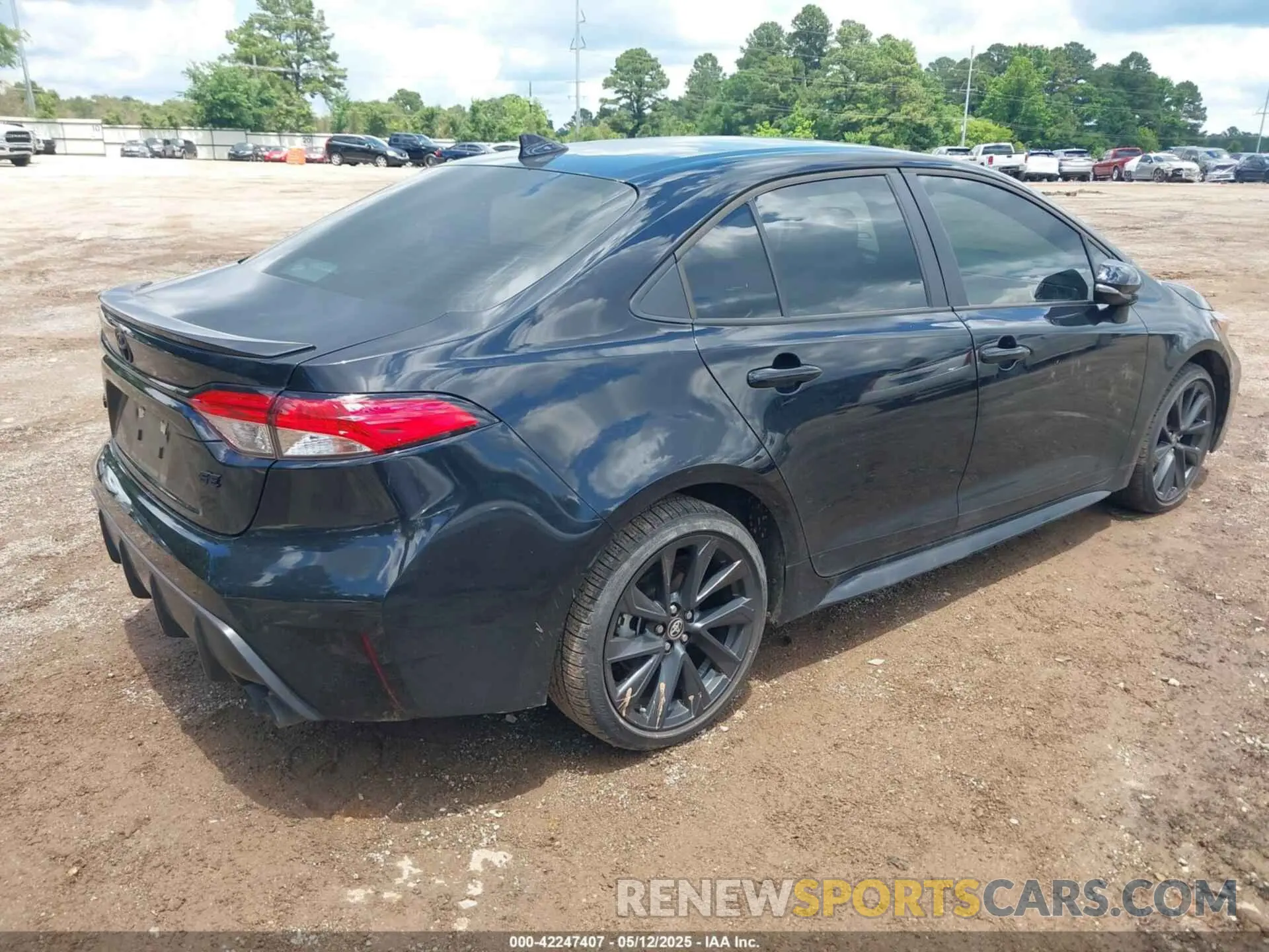 4 Photograph of a damaged car 5YFS4MCE6RP182317 TOYOTA COROLLA 2024