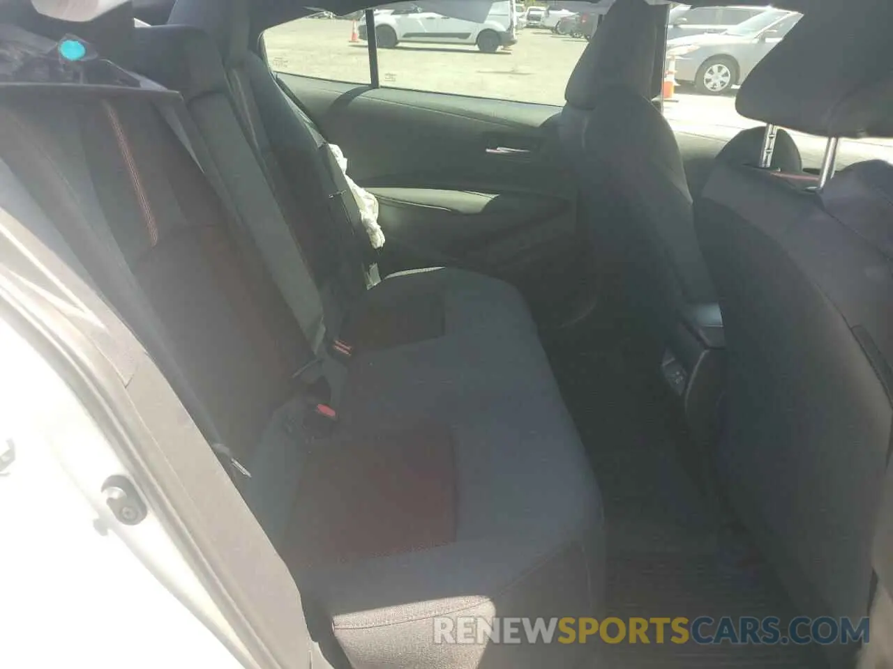 10 Photograph of a damaged car 5YFS4MCE6RP210164 TOYOTA COROLLA 2024