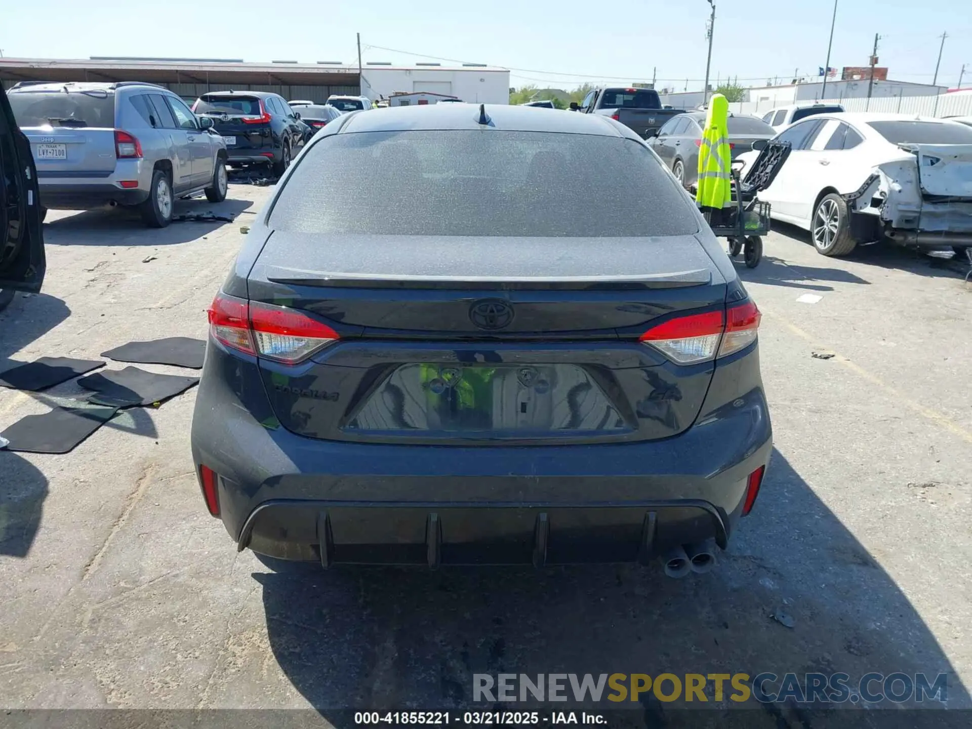16 Photograph of a damaged car 5YFS4MCE9RP195160 TOYOTA COROLLA 2024