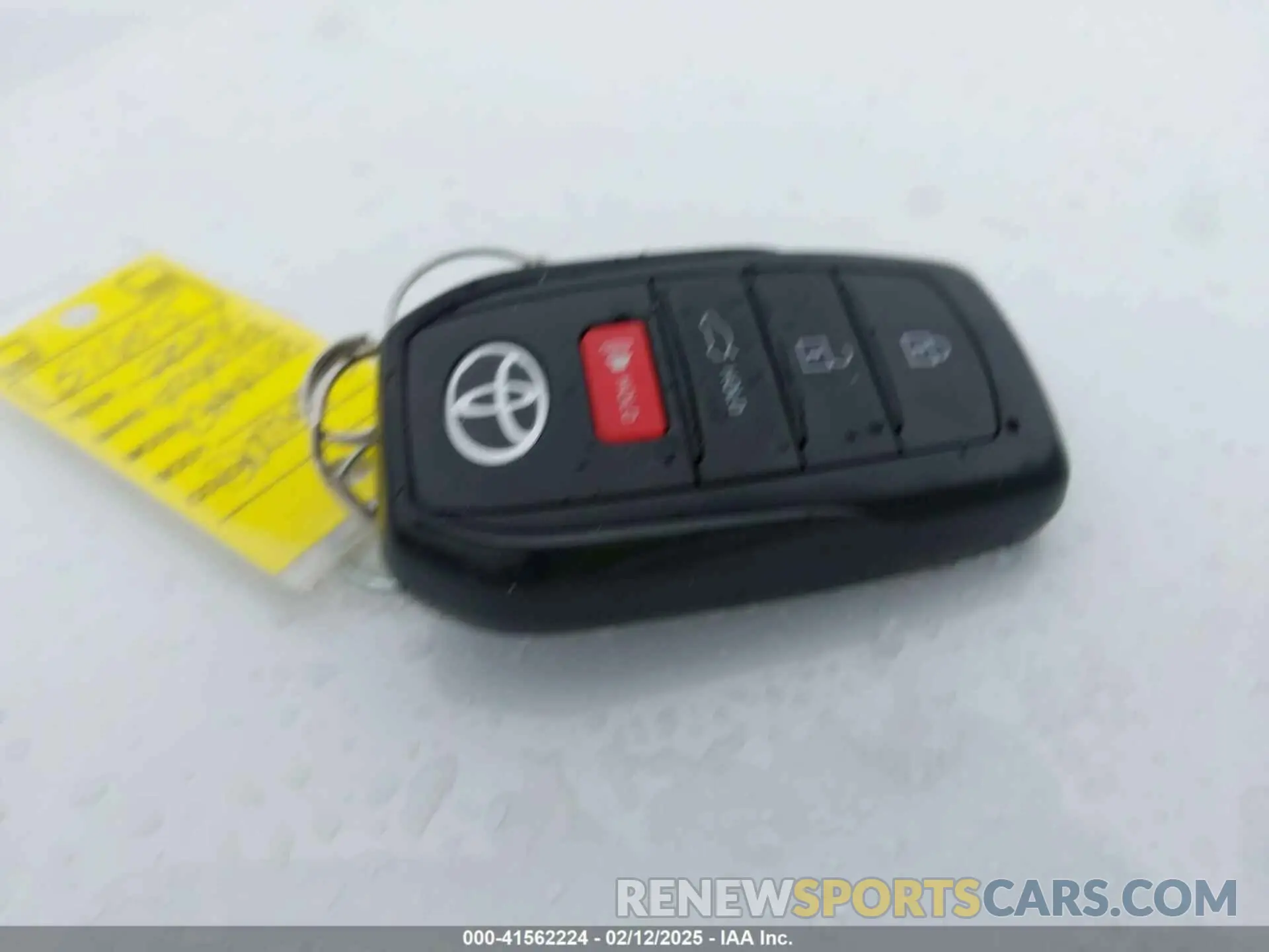 11 Фотография поврежденного автомобиля 5YFS4MCEXRP210054 TOYOTA COROLLA 2024