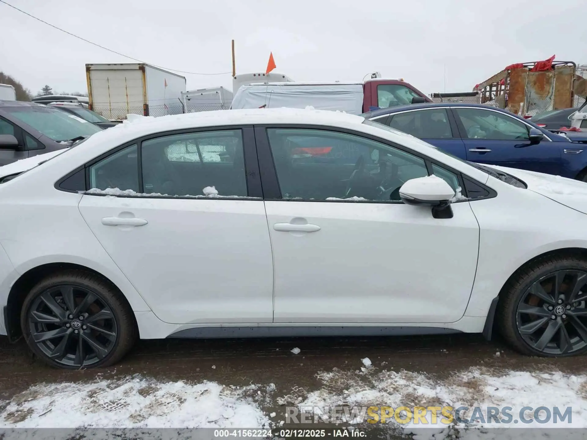 13 Фотография поврежденного автомобиля 5YFS4MCEXRP210054 TOYOTA COROLLA 2024