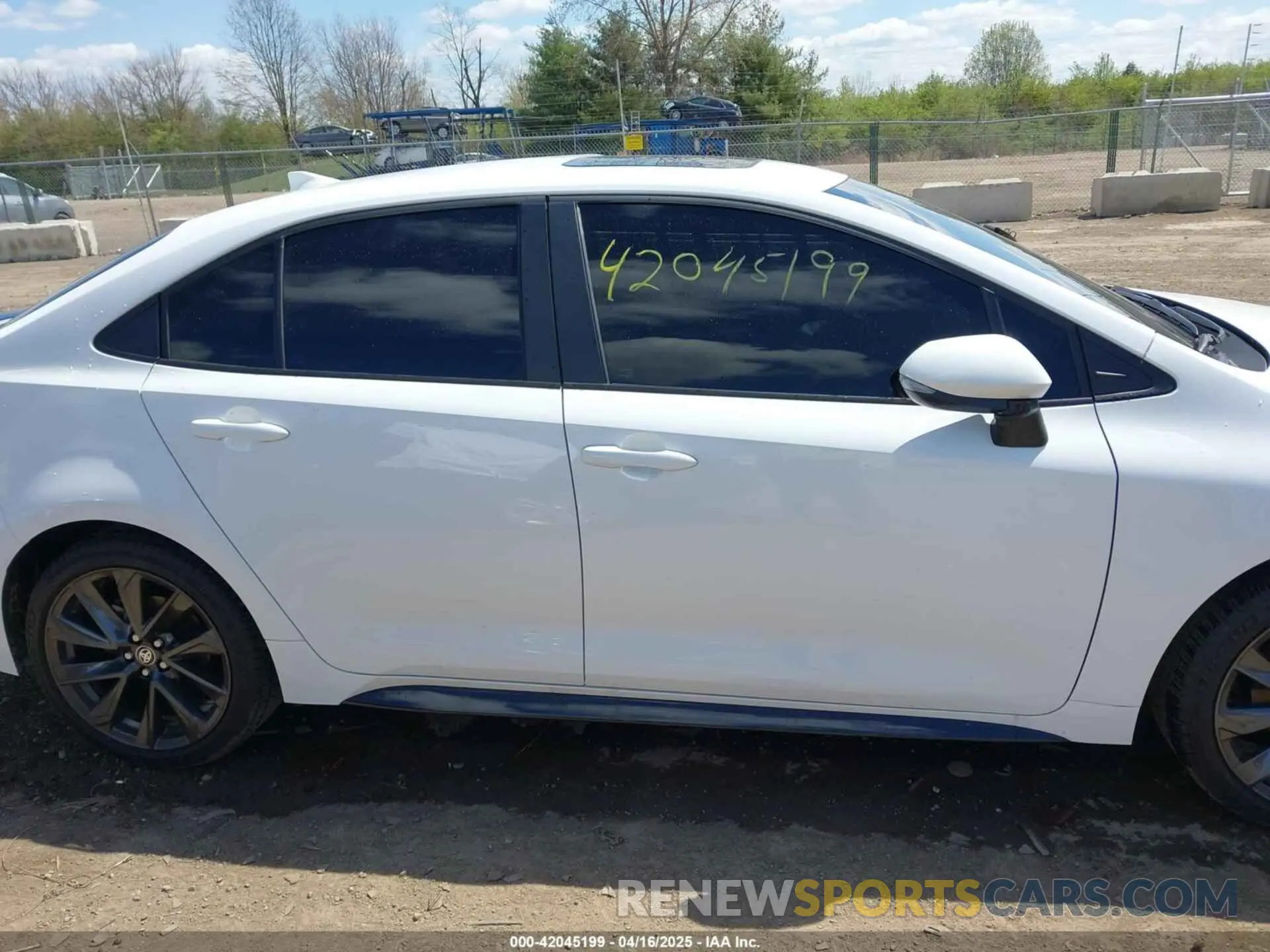 13 Photograph of a damaged car 5YFT4MCE3RP208490 TOYOTA COROLLA 2024