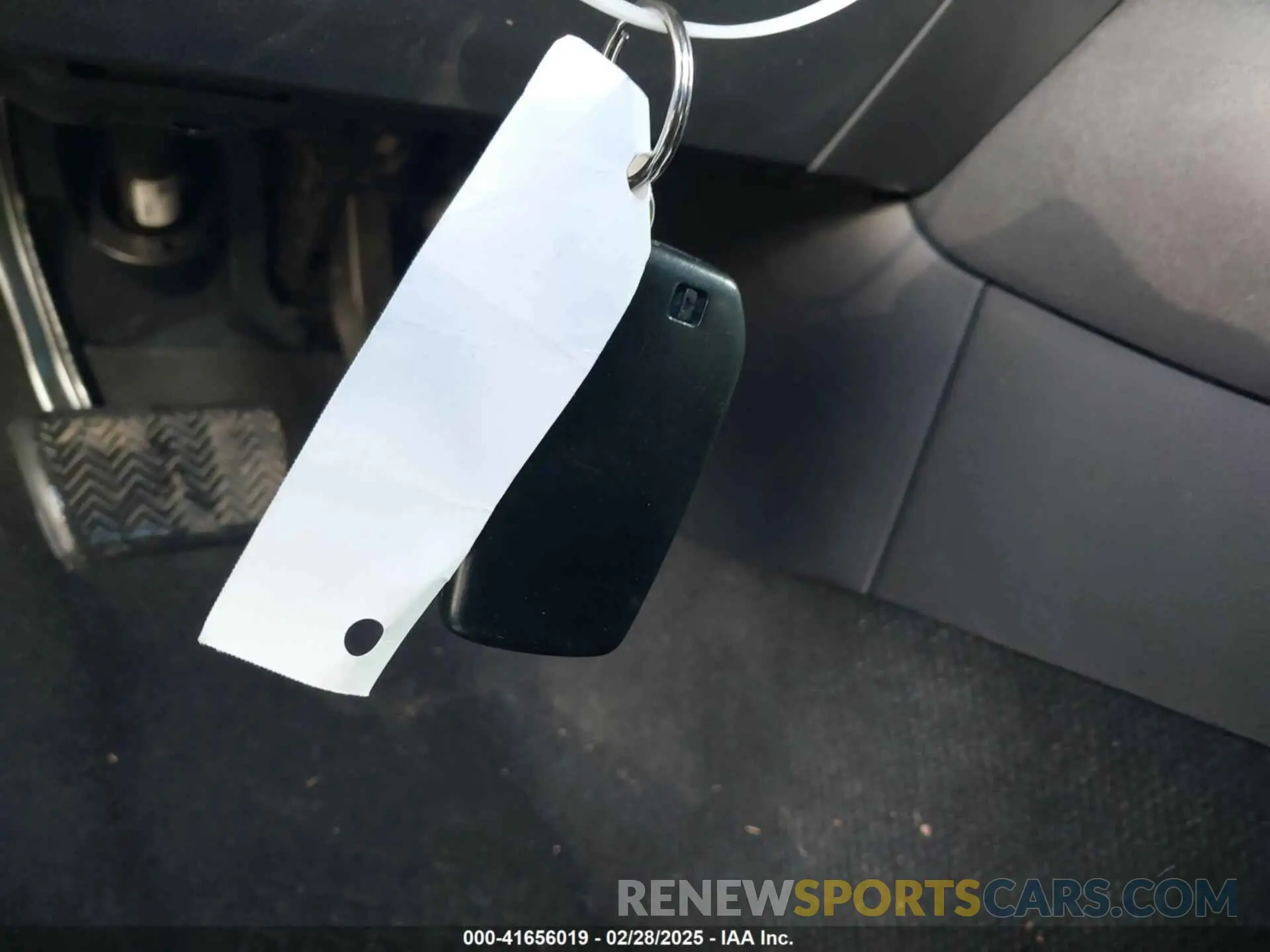 11 Photograph of a damaged car 5YFT4MCE7RP202093 TOYOTA COROLLA 2024