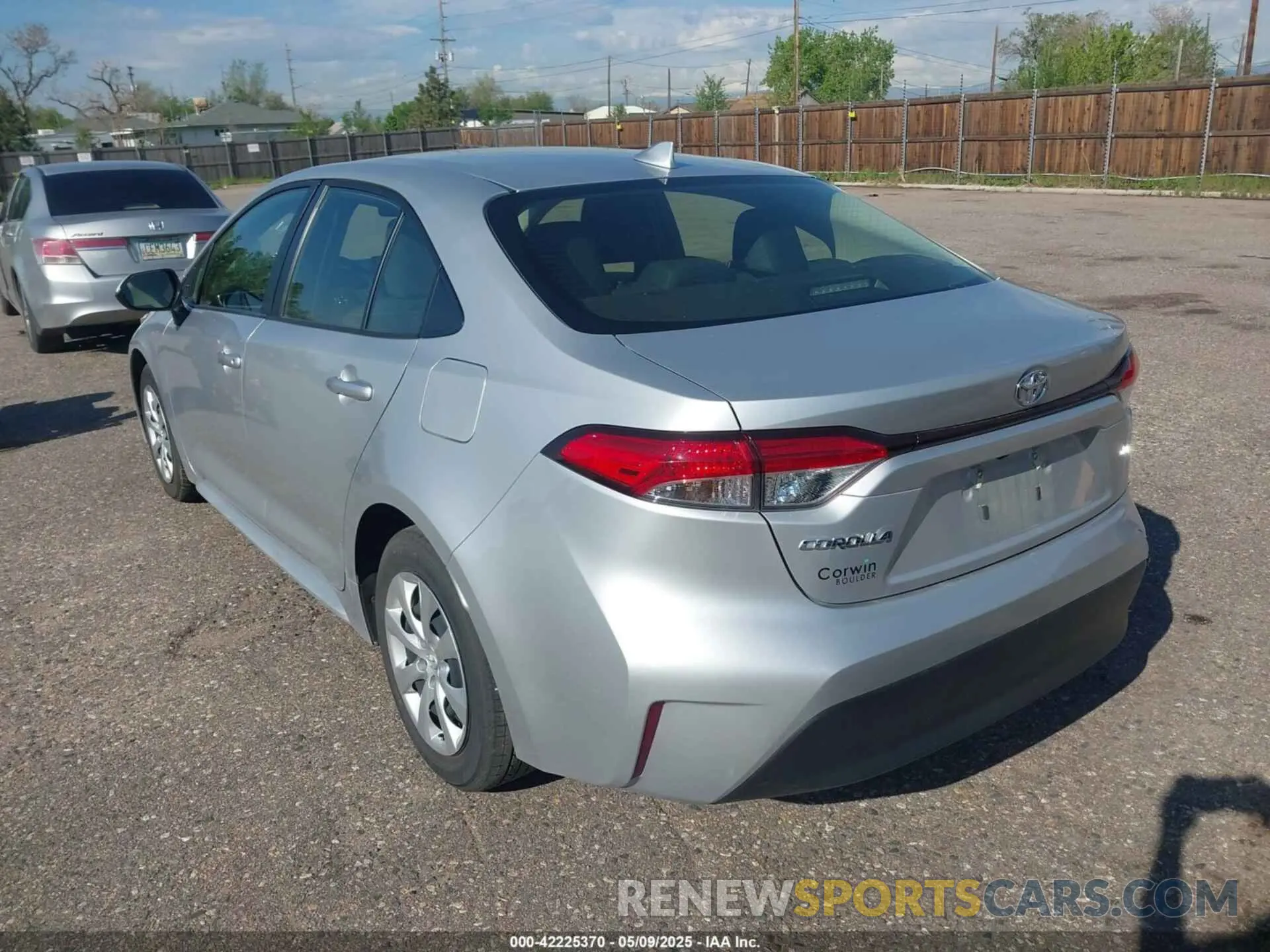 3 Фотография поврежденного автомобиля JTDB4MEE7R3020783 TOYOTA COROLLA 2024