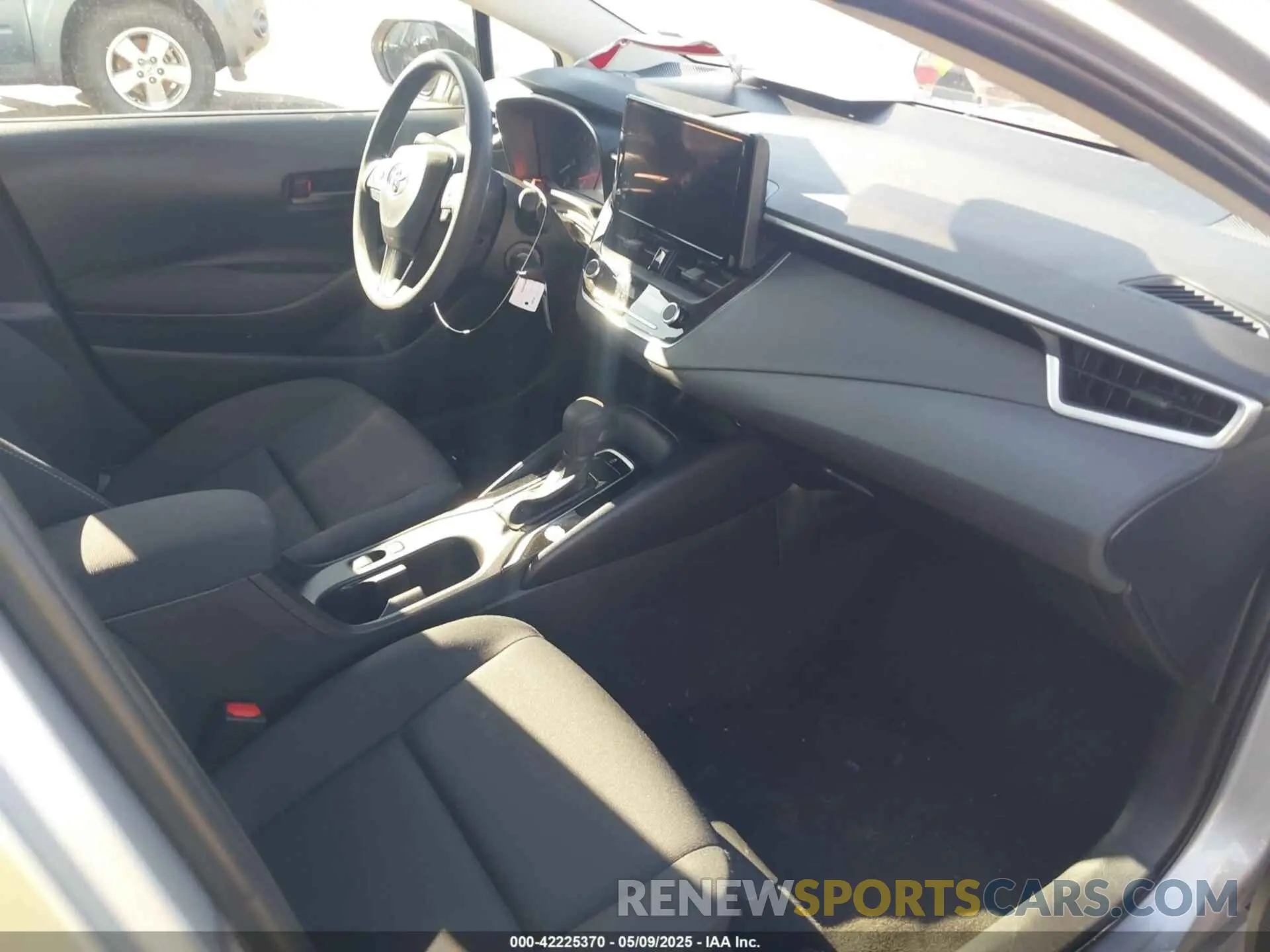 5 Фотография поврежденного автомобиля JTDB4MEE7R3020783 TOYOTA COROLLA 2024