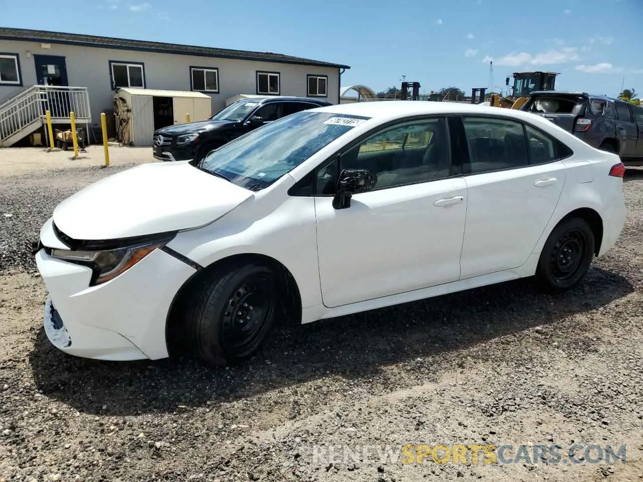 1 Фотография поврежденного автомобиля JTDB4MEE8RJ015572 TOYOTA COROLLA 2024