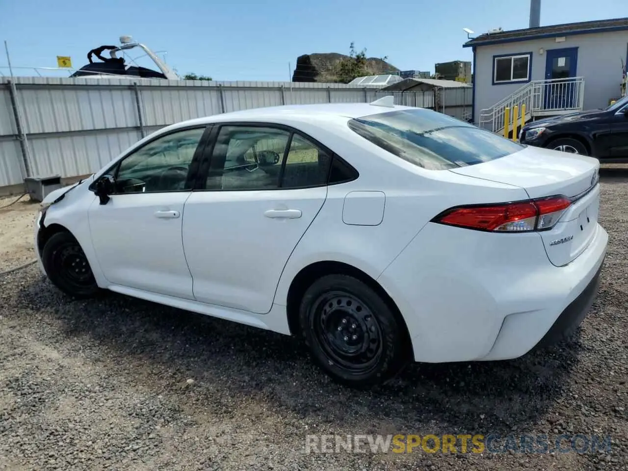 2 Фотография поврежденного автомобиля JTDB4MEE8RJ015572 TOYOTA COROLLA 2024