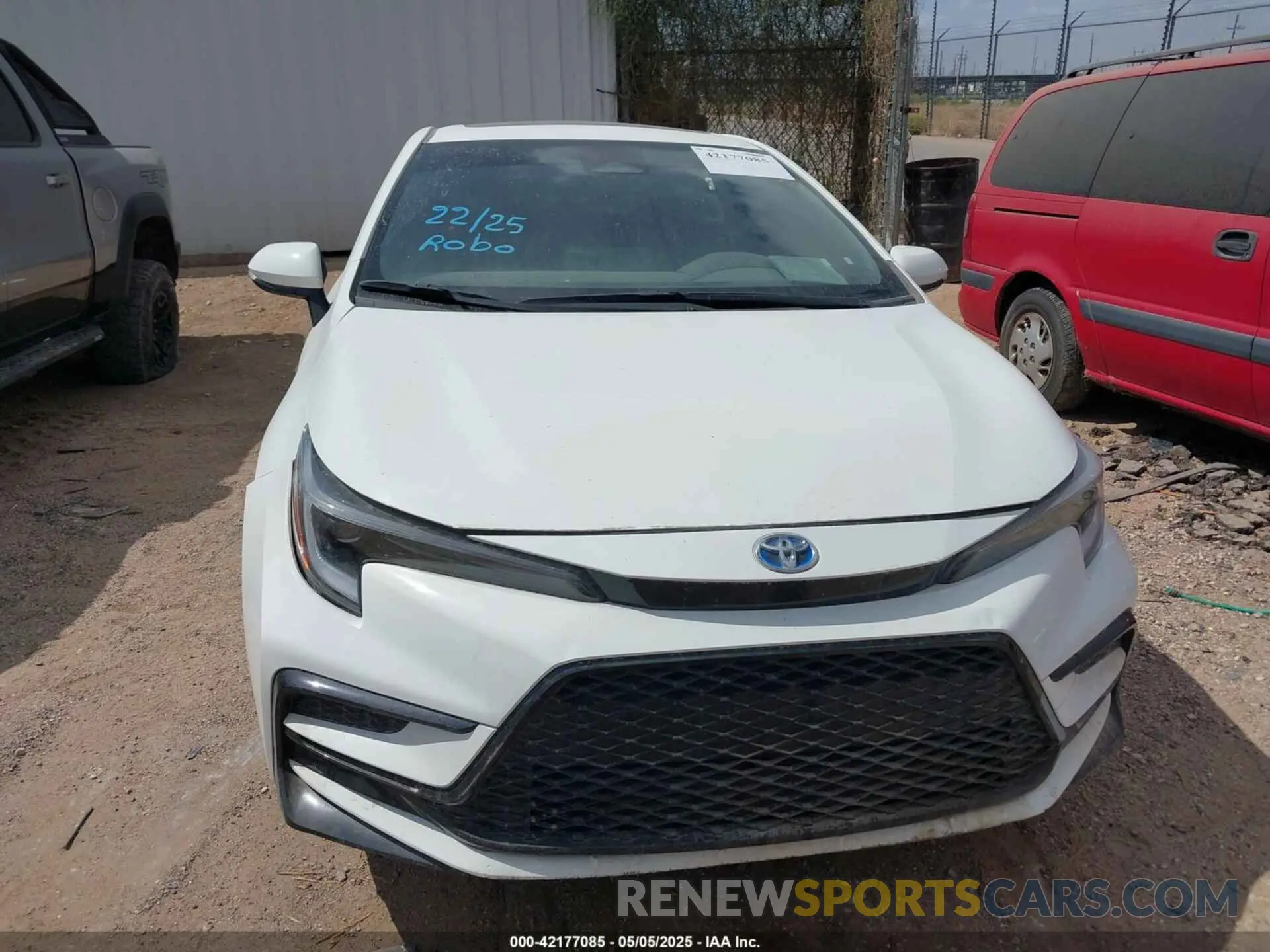 11 Фотография поврежденного автомобиля JTDBCMFE1R3046409 TOYOTA COROLLA 2024