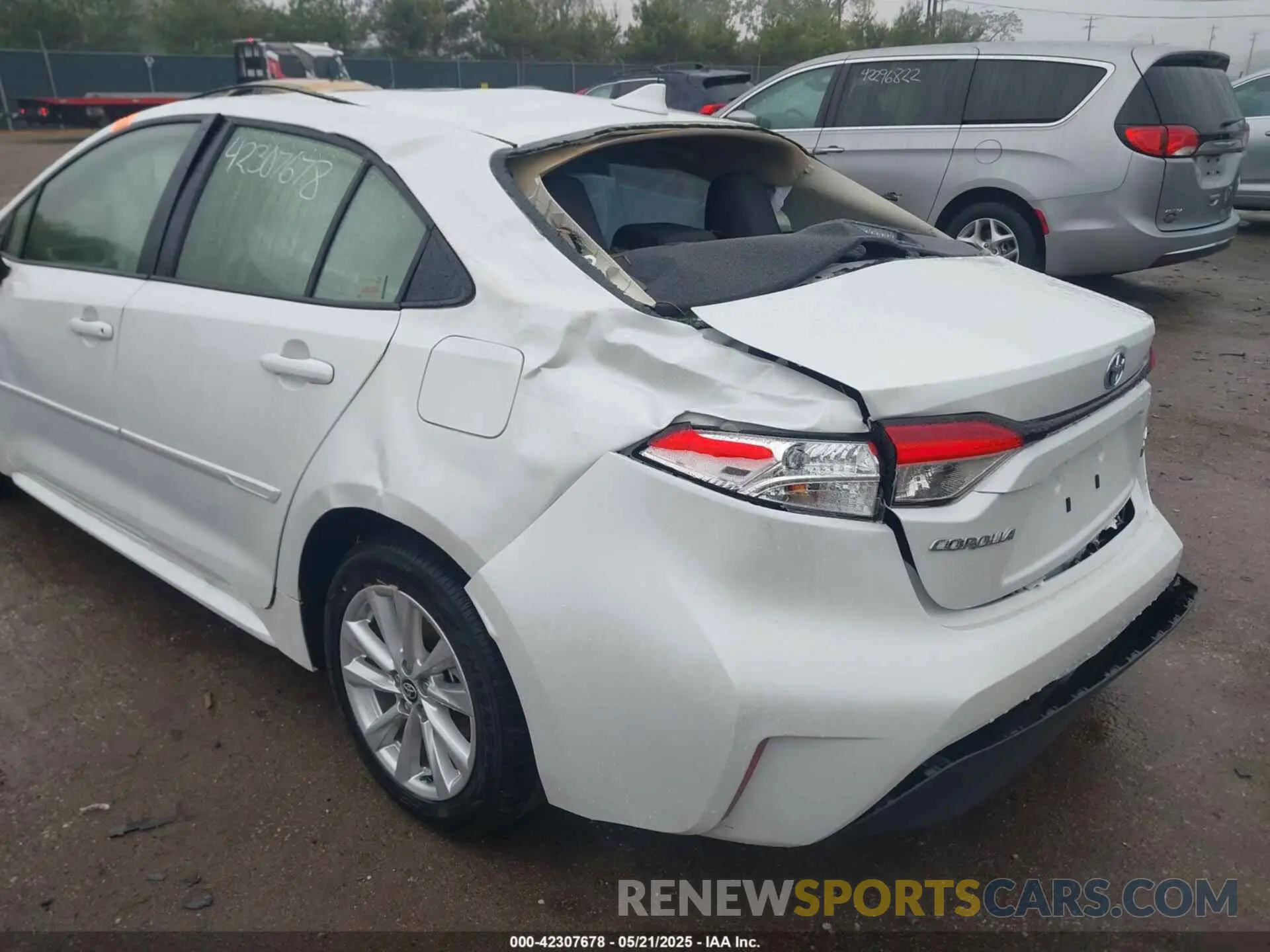 6 Фотография поврежденного автомобиля JTDBCMFE2R3063316 TOYOTA COROLLA 2024