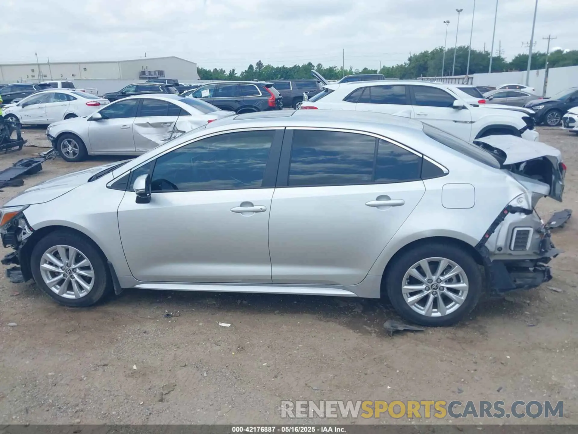 15 Фотография поврежденного автомобиля JTDBCMFE3R3037615 TOYOTA COROLLA 2024