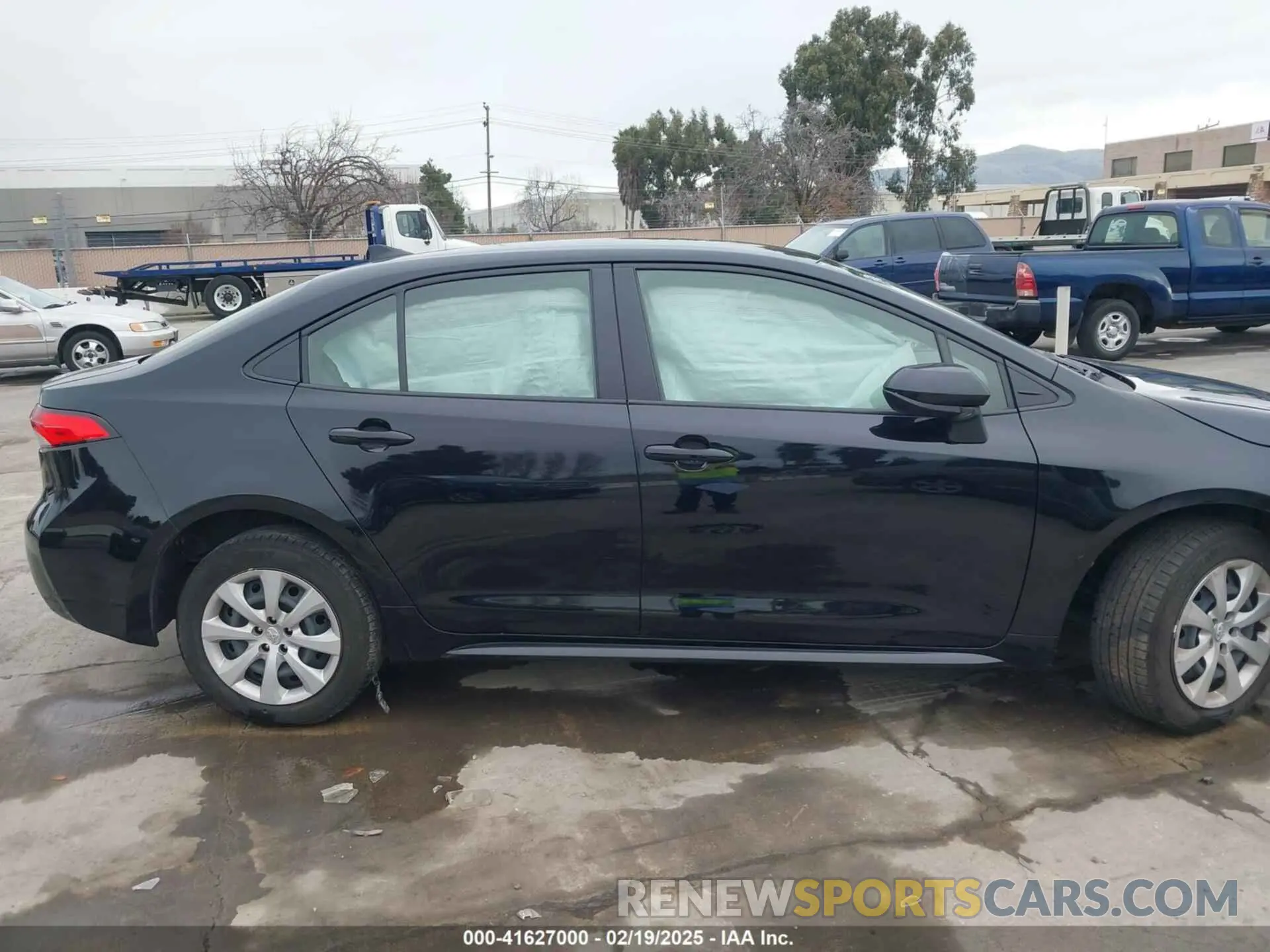 13 Фотография поврежденного автомобиля JTDBCMFE3R3058819 TOYOTA COROLLA 2024