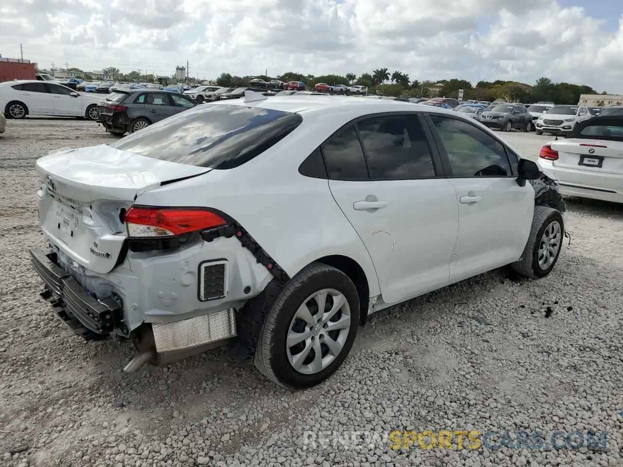 3 Фотография поврежденного автомобиля JTDBCMFE4R3047005 TOYOTA COROLLA 2024