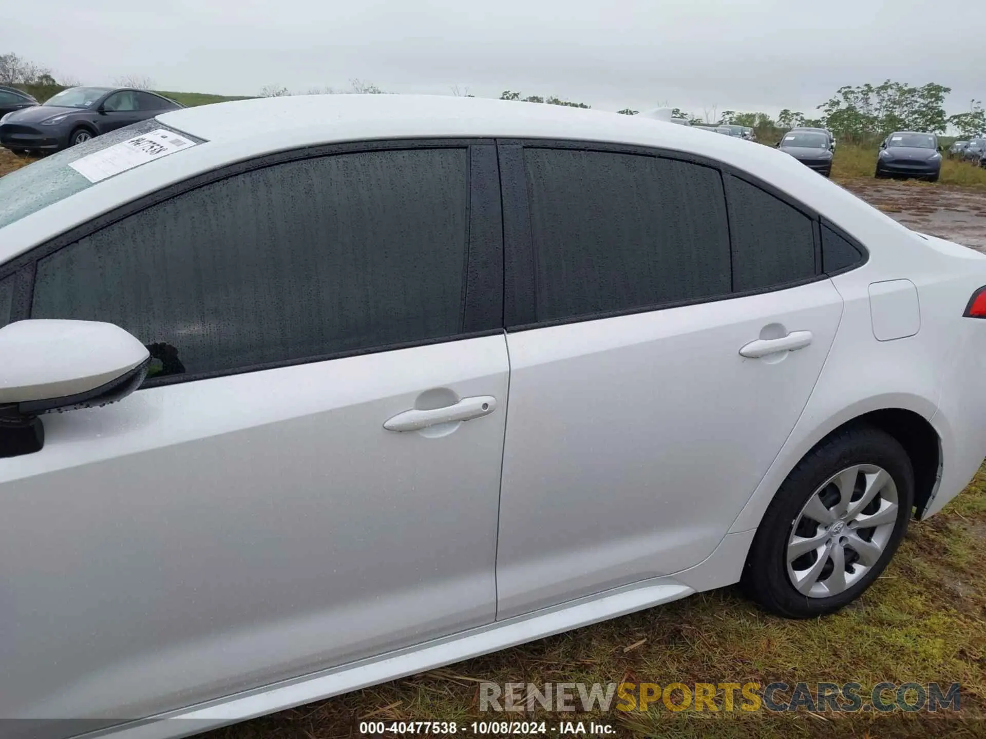 14 Photograph of a damaged car JTDBCMFE4R3059977 TOYOTA COROLLA 2024