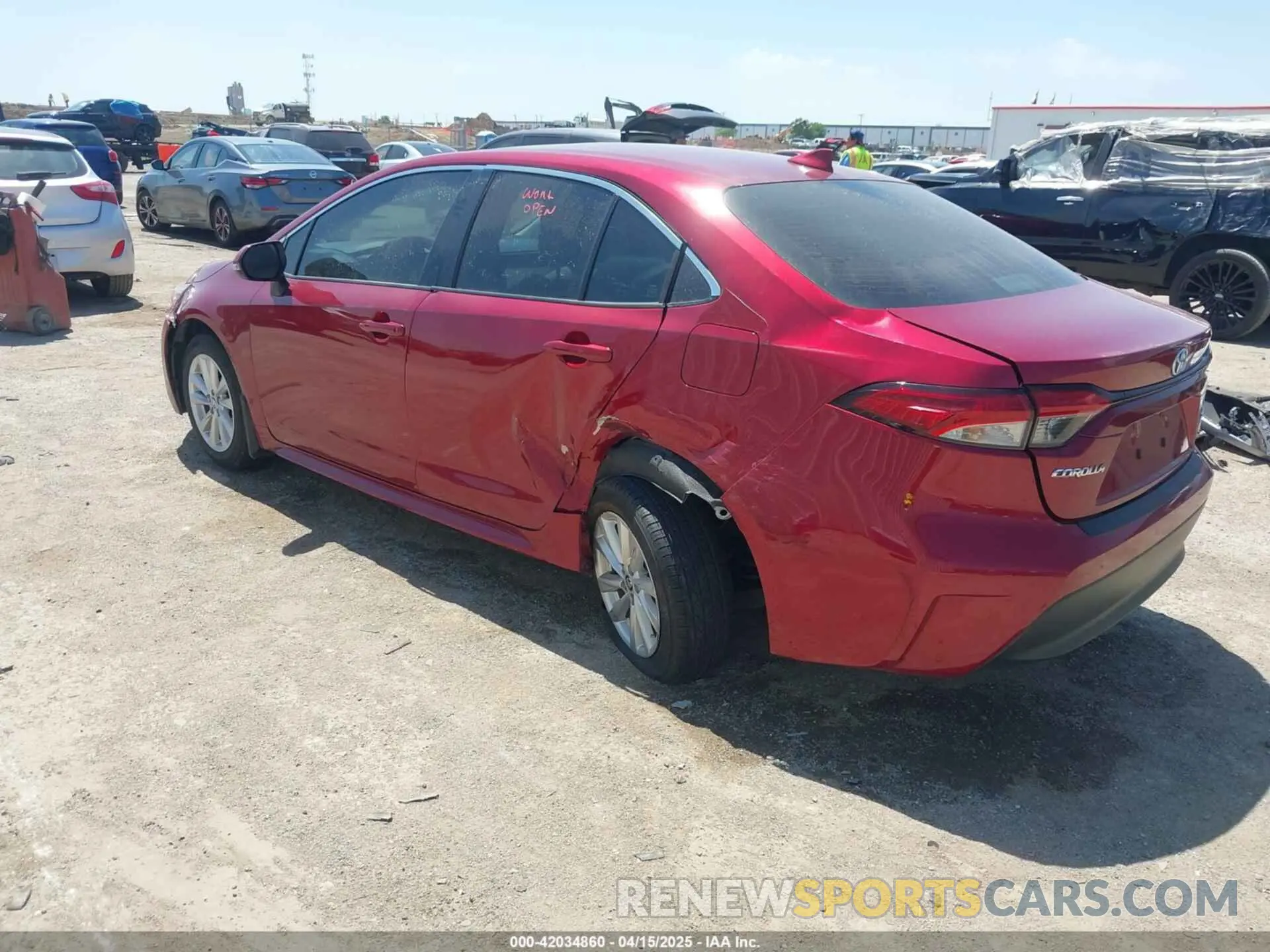 3 Фотография поврежденного автомобиля JTDBCMFE4RJ029728 TOYOTA COROLLA 2024