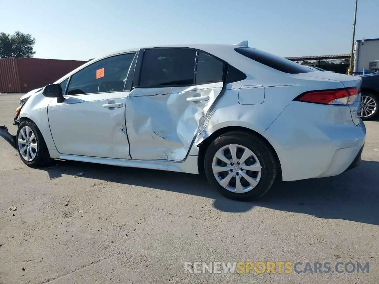 2 Фотография поврежденного автомобиля JTDBCMFE5R3046770 TOYOTA COROLLA 2024