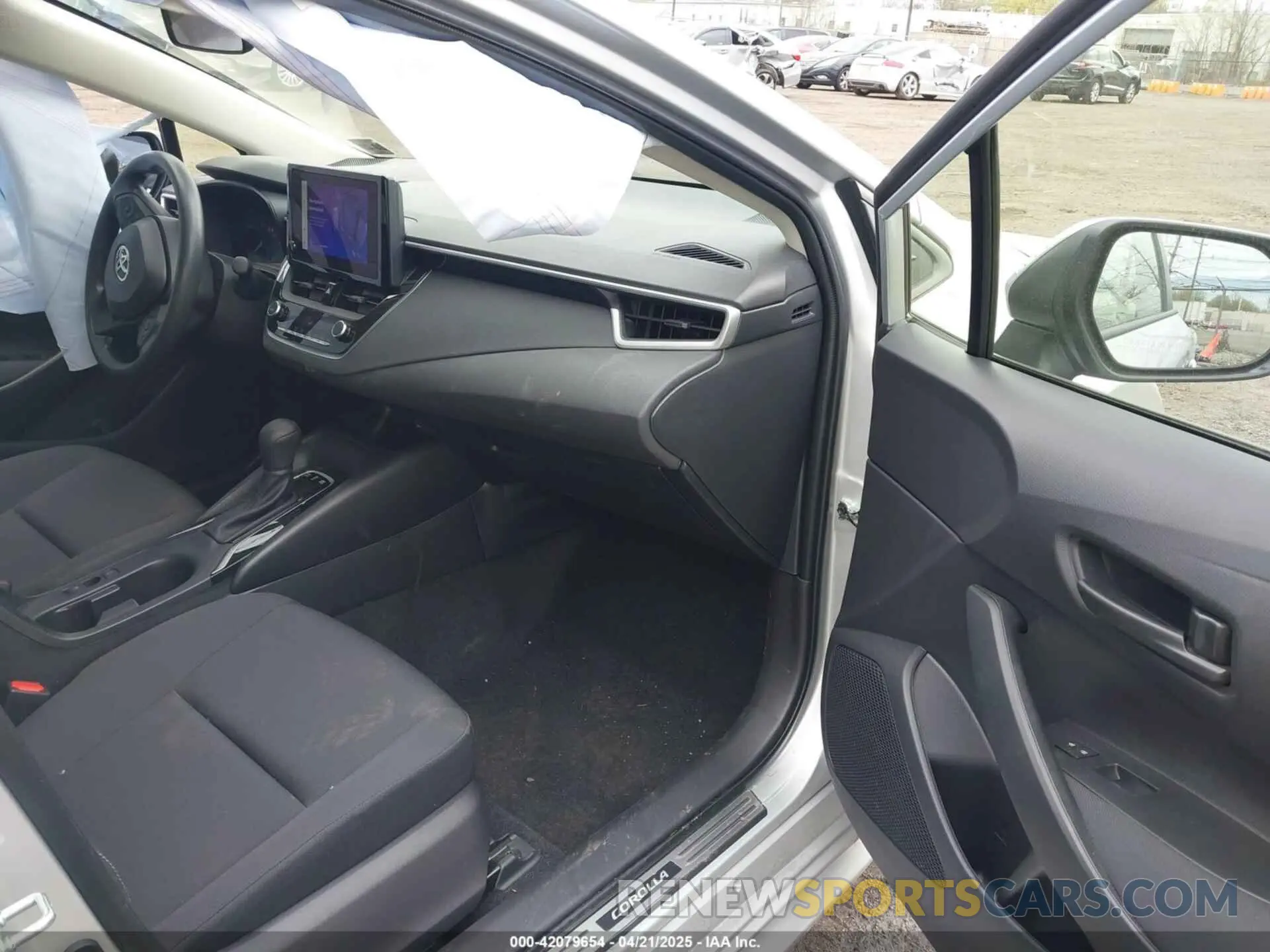 5 Photograph of a damaged car JTDBCMFE5R3065352 TOYOTA COROLLA 2024