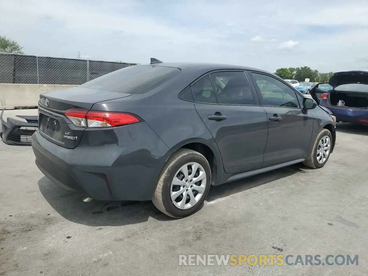 3 Фотография поврежденного автомобиля JTDBCMFE5R3065562 TOYOTA COROLLA 2024