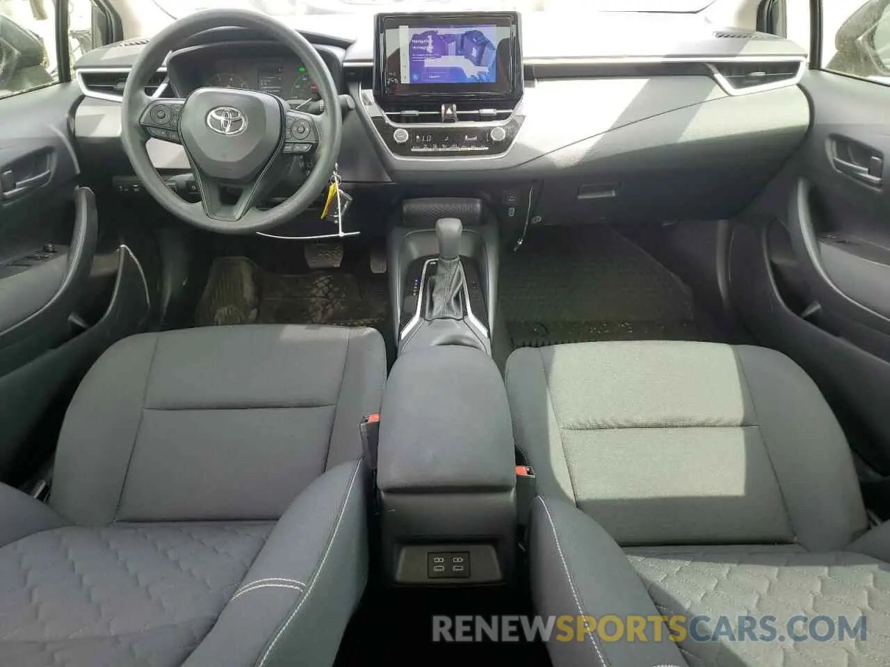 8 Фотография поврежденного автомобиля JTDBCMFE5R3065562 TOYOTA COROLLA 2024