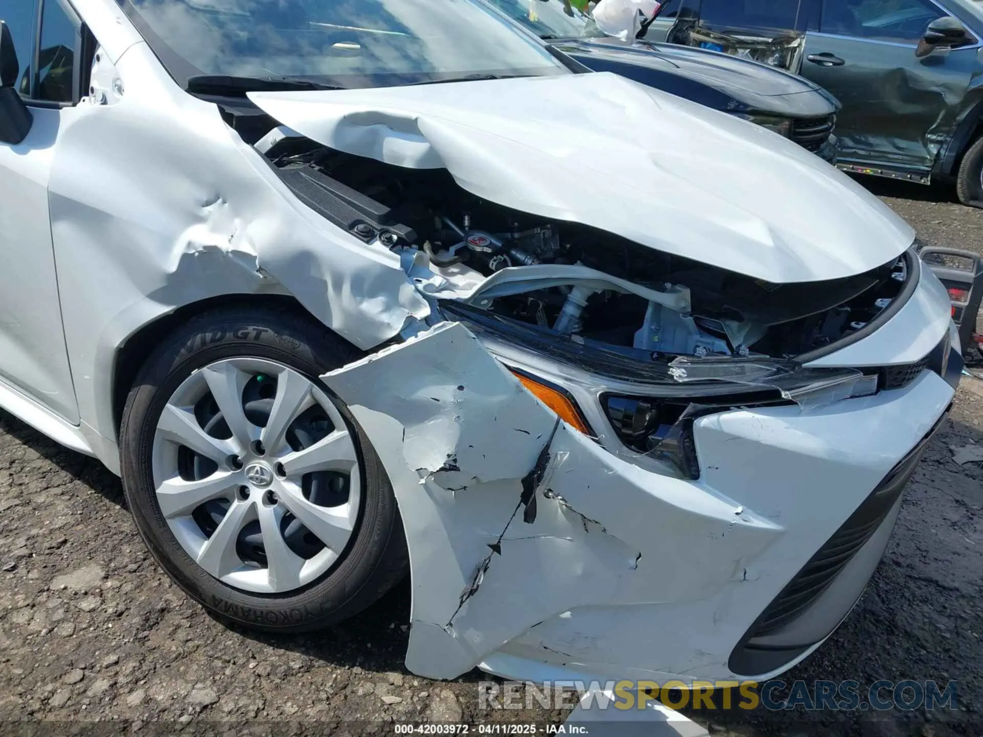 6 Photograph of a damaged car JTDBCMFE6R3052142 TOYOTA COROLLA 2024