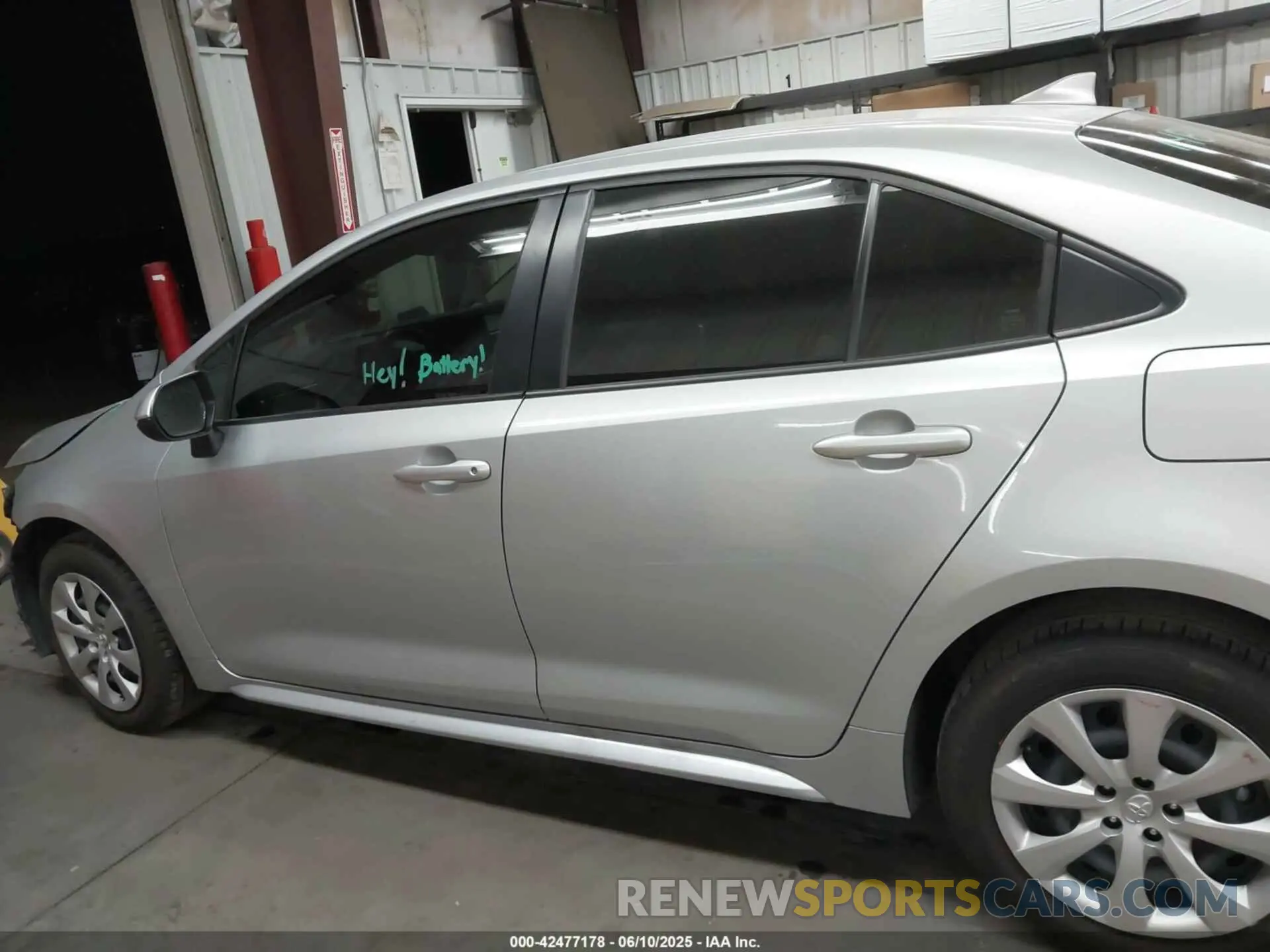 15 Photograph of a damaged car JTDBCMFE6RJ021677 TOYOTA COROLLA 2024