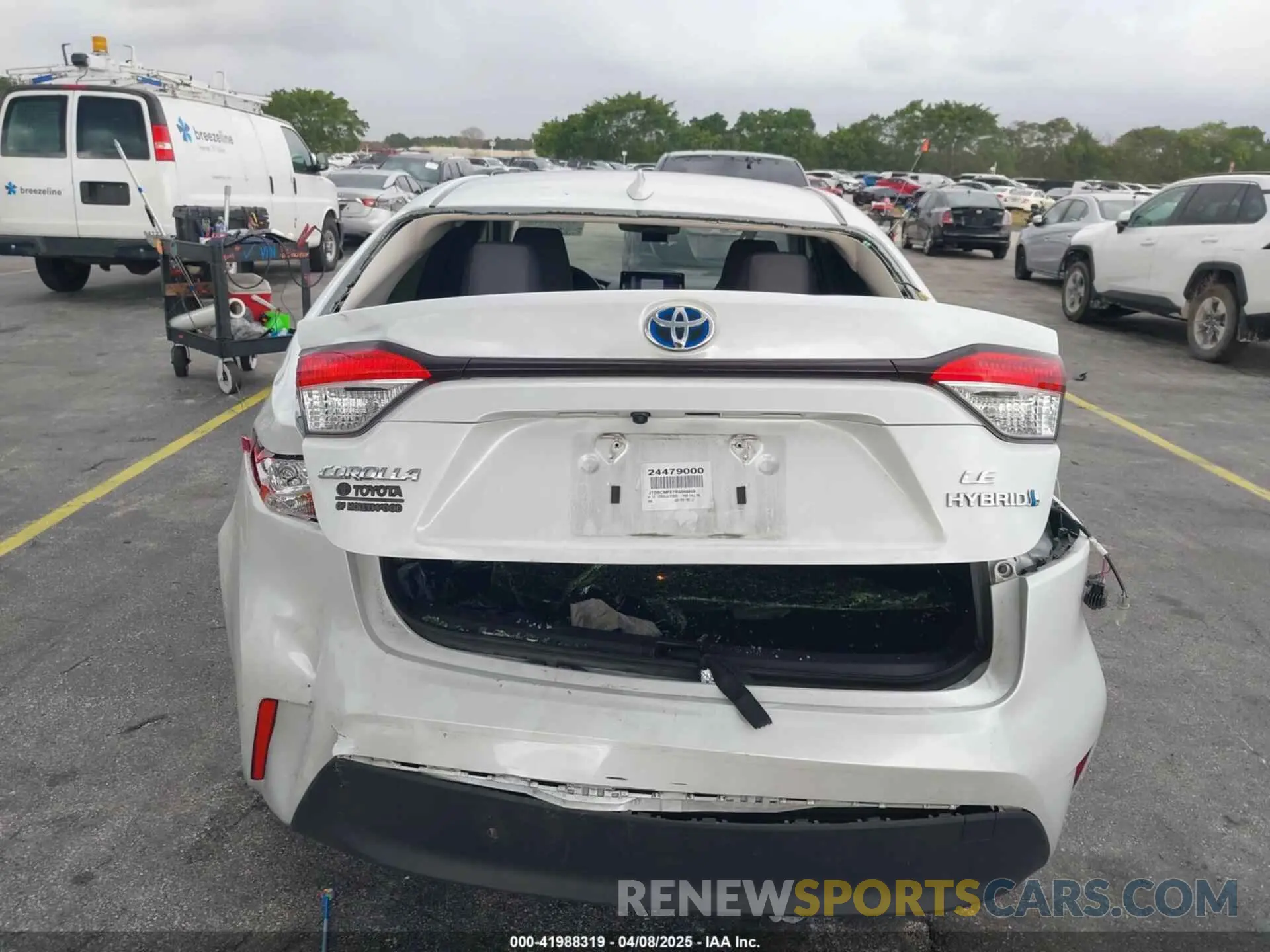17 Photograph of a damaged car JTDBCMFE7R3046849 TOYOTA COROLLA 2024