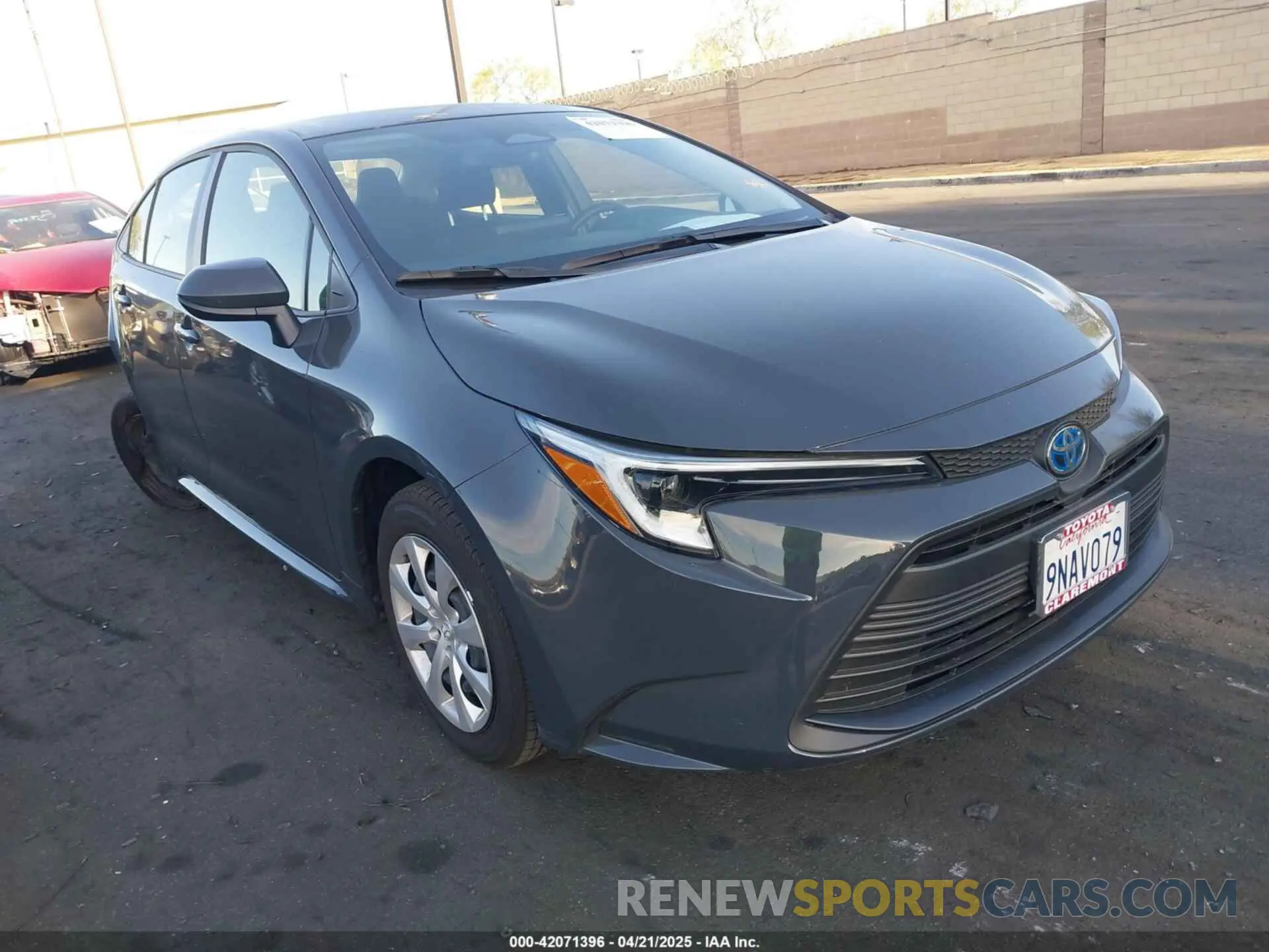 1 Photograph of a damaged car JTDBCMFE7R3059570 TOYOTA COROLLA 2024