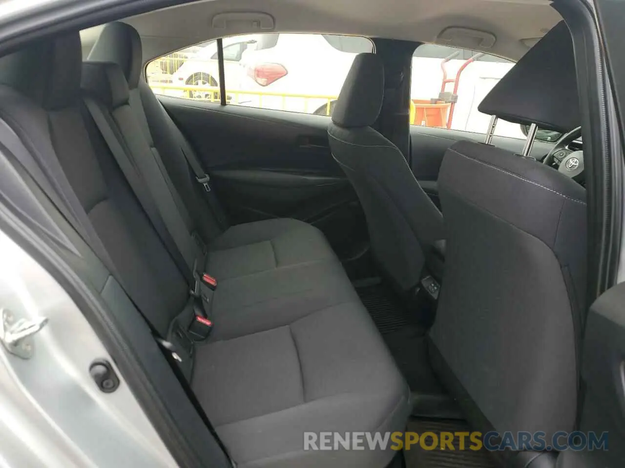10 Фотография поврежденного автомобиля JTDBCMFE7R3065434 TOYOTA COROLLA 2024
