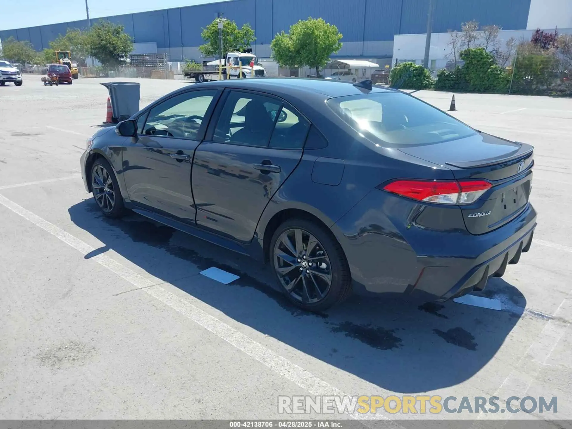 3 Фотография поврежденного автомобиля JTDBCMFE8R3067869 TOYOTA COROLLA 2024