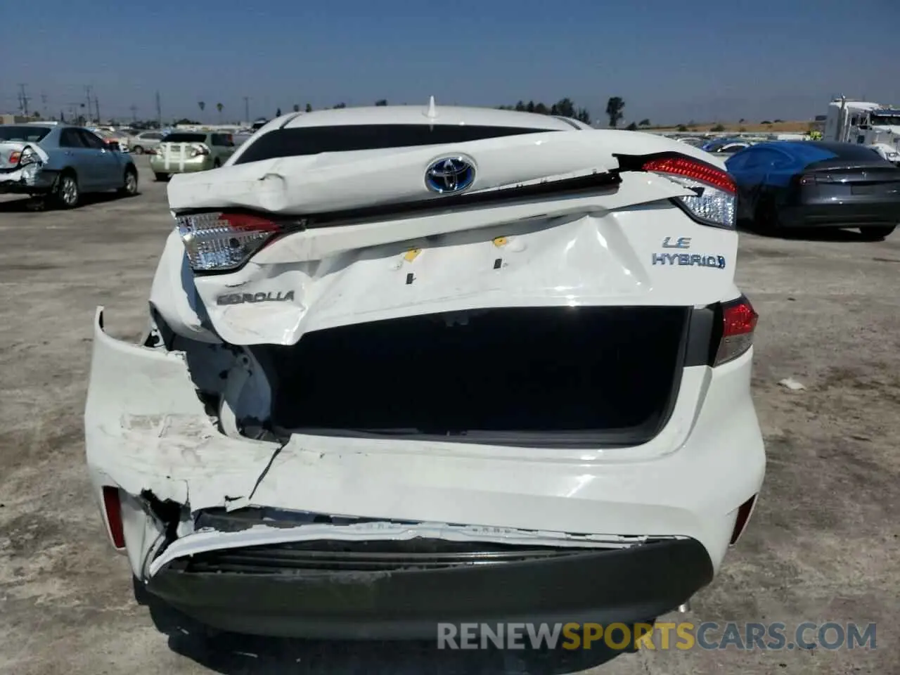 6 Photograph of a damaged car JTDBCMFE8RJ025147 TOYOTA COROLLA 2024