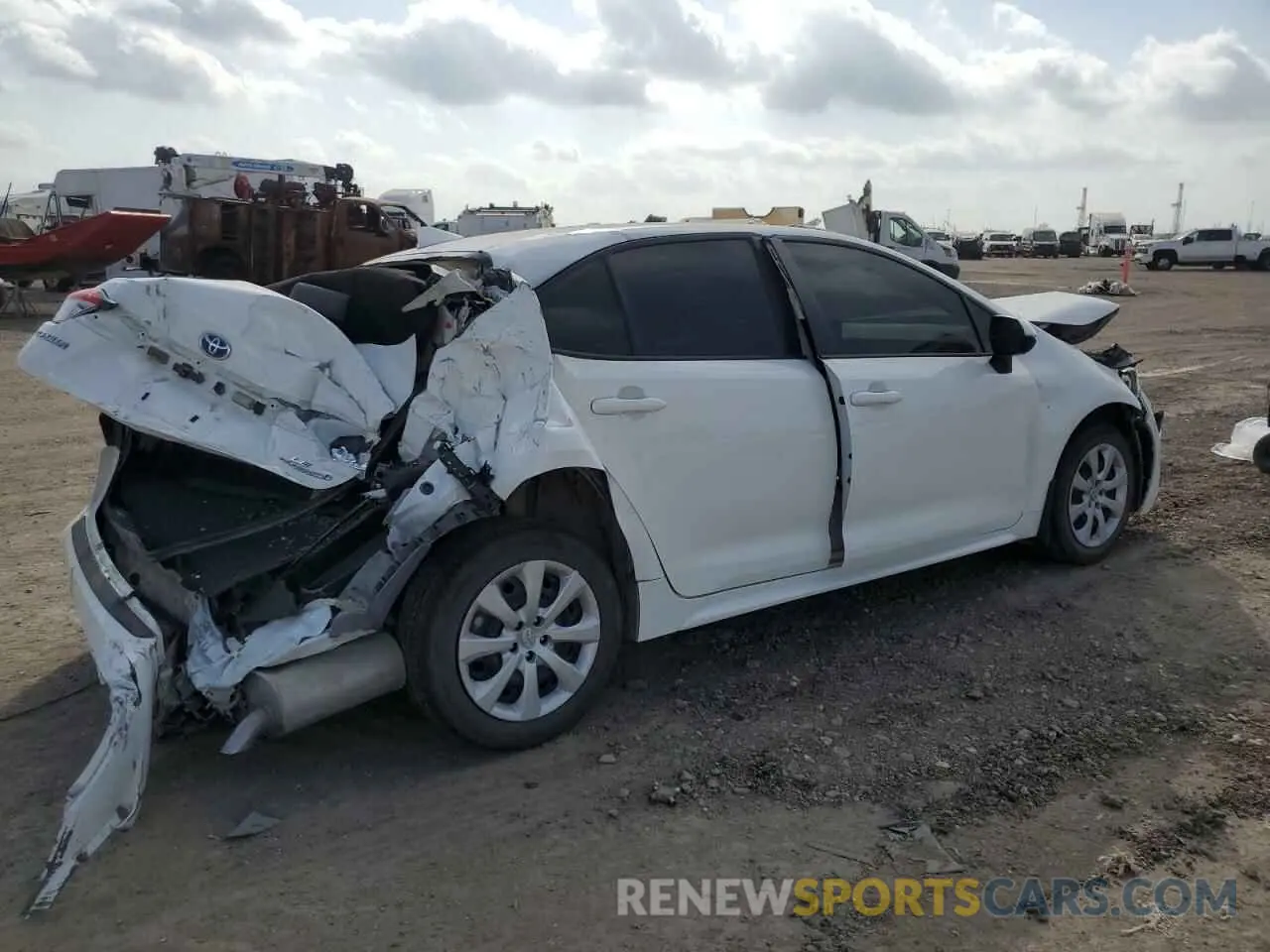 3 Photograph of a damaged car JTDBCMFE9R3068500 TOYOTA COROLLA 2024