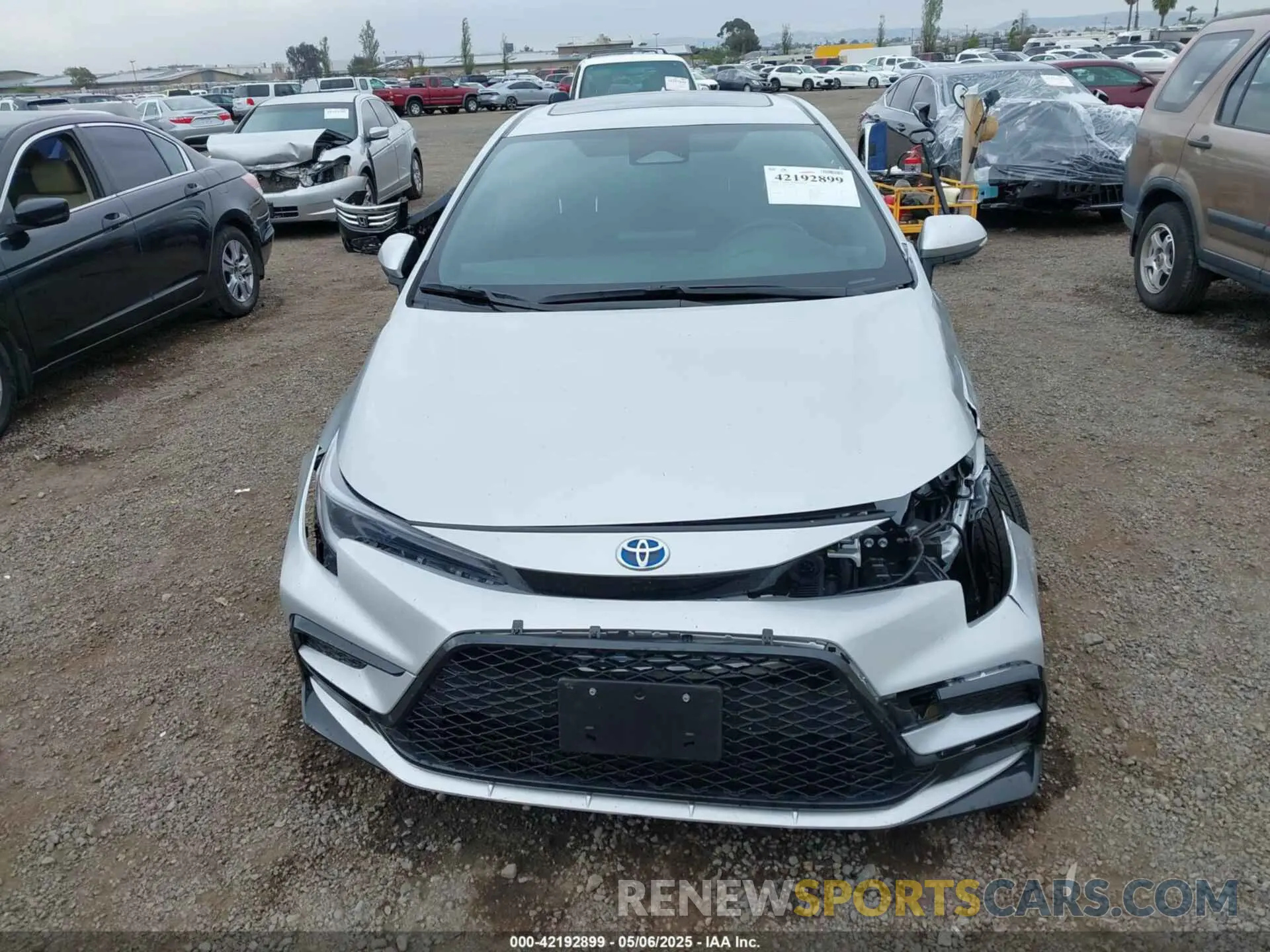 13 Фотография поврежденного автомобиля JTDBCMFEXRJ036067 TOYOTA COROLLA 2024