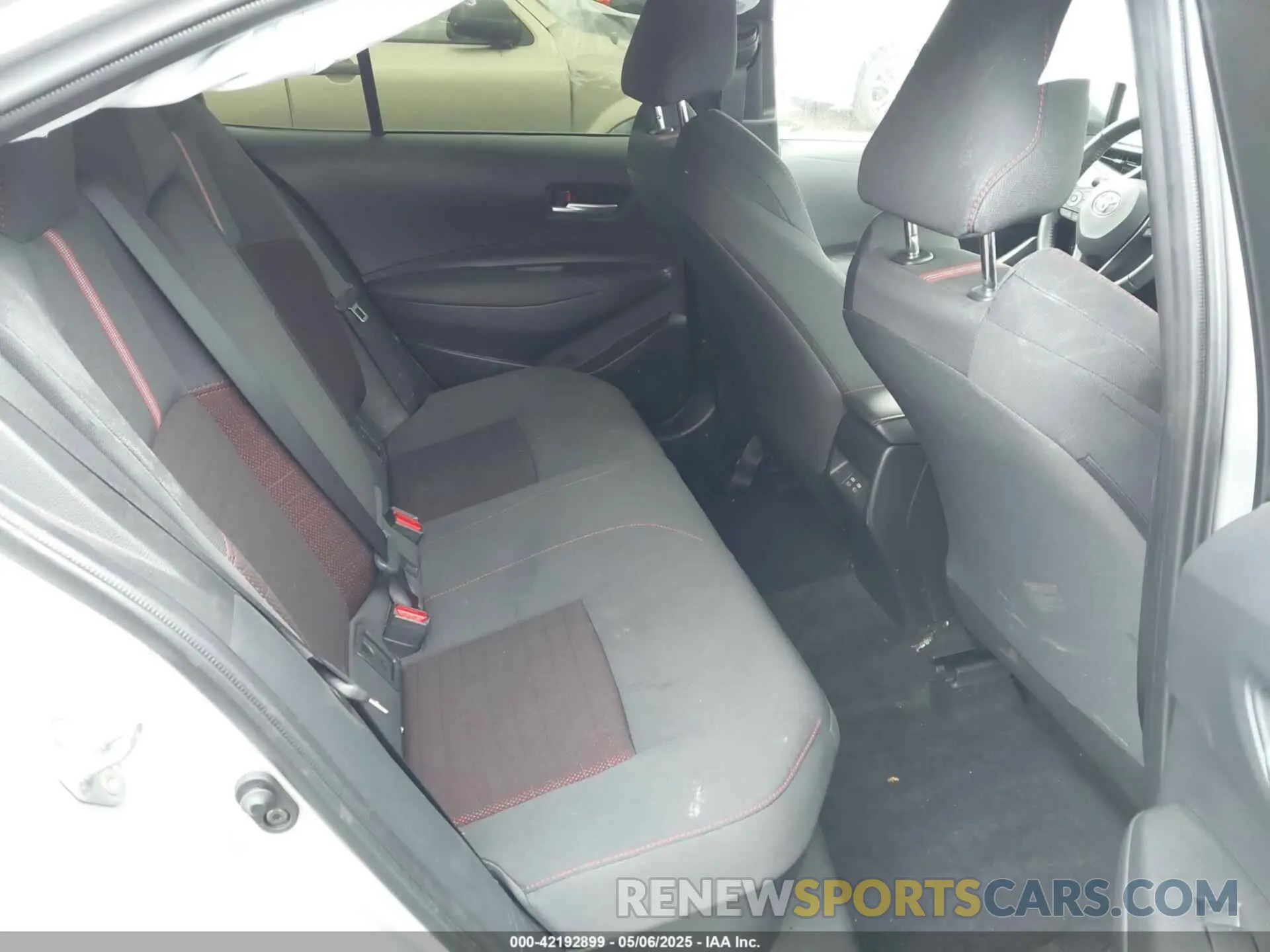 8 Фотография поврежденного автомобиля JTDBCMFEXRJ036067 TOYOTA COROLLA 2024