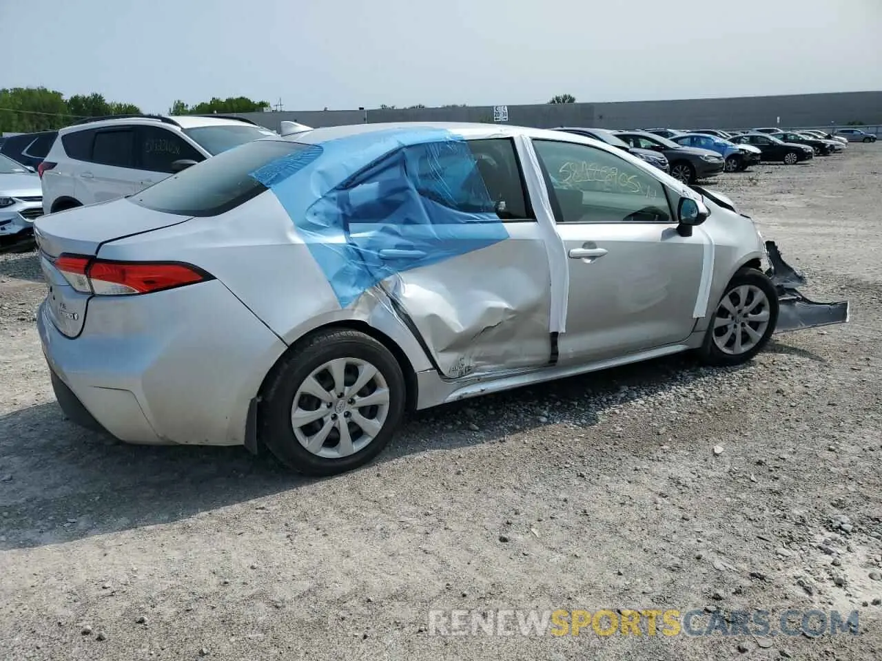 3 Photograph of a damaged car JTDBDMHE4R3015200 TOYOTA COROLLA 2024