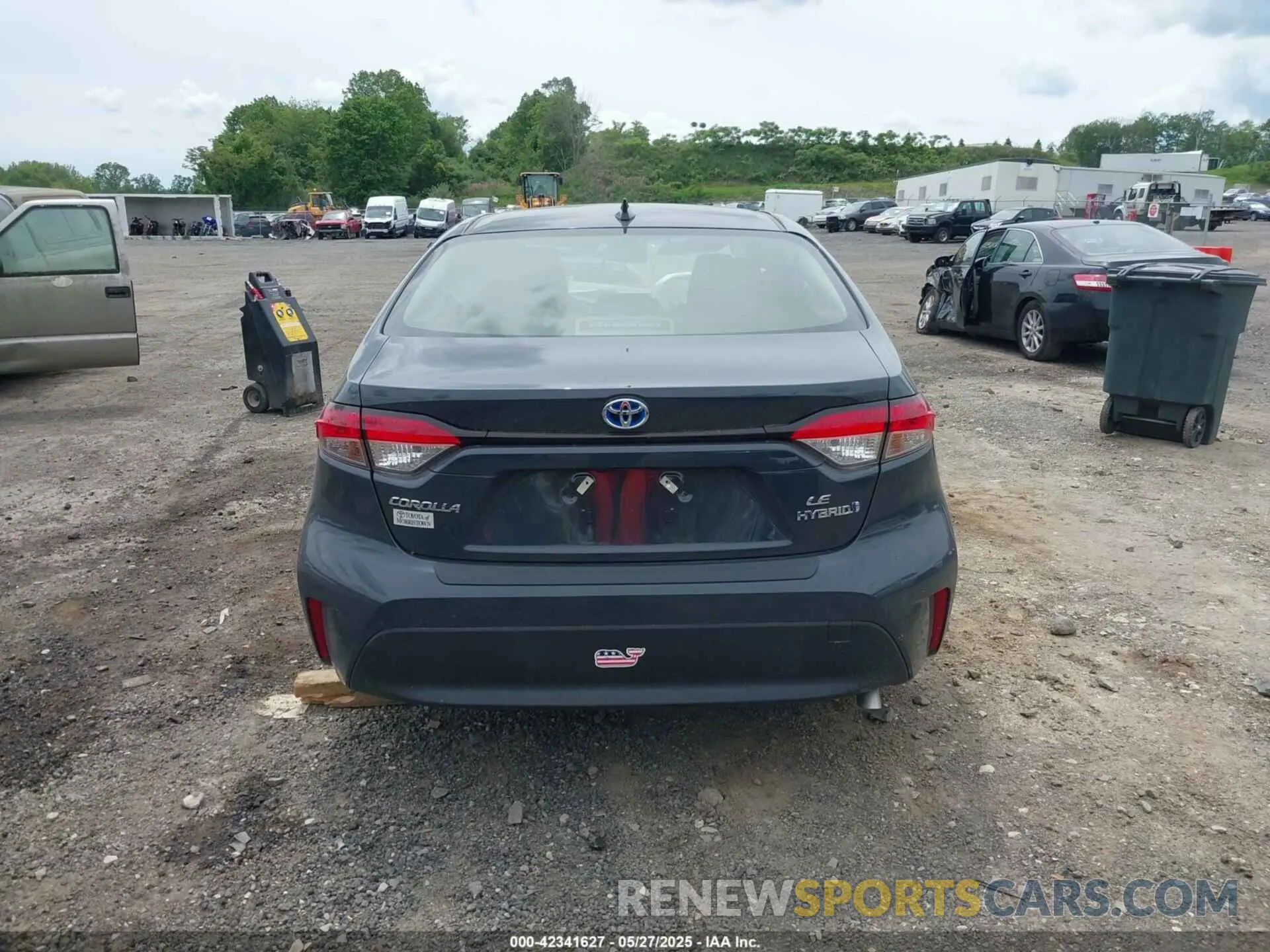 16 Photograph of a damaged car JTDBDMHE5R3015576 TOYOTA COROLLA 2024